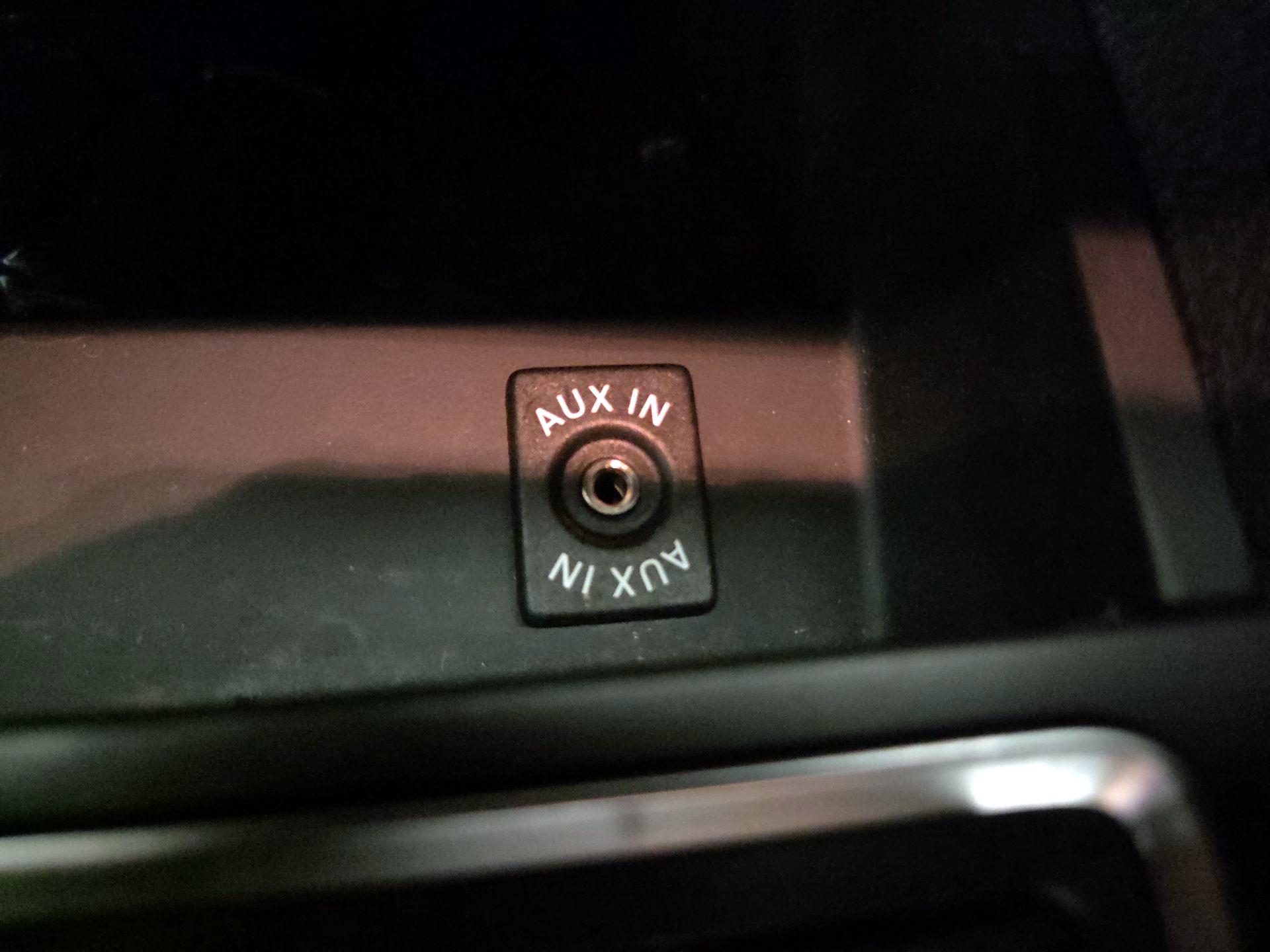 Thumbnail: 2015 Volkswagen Jetta - 17