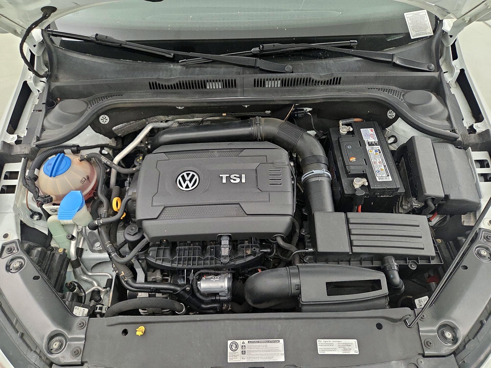 Thumbnail: 2015 Volkswagen Jetta - 20