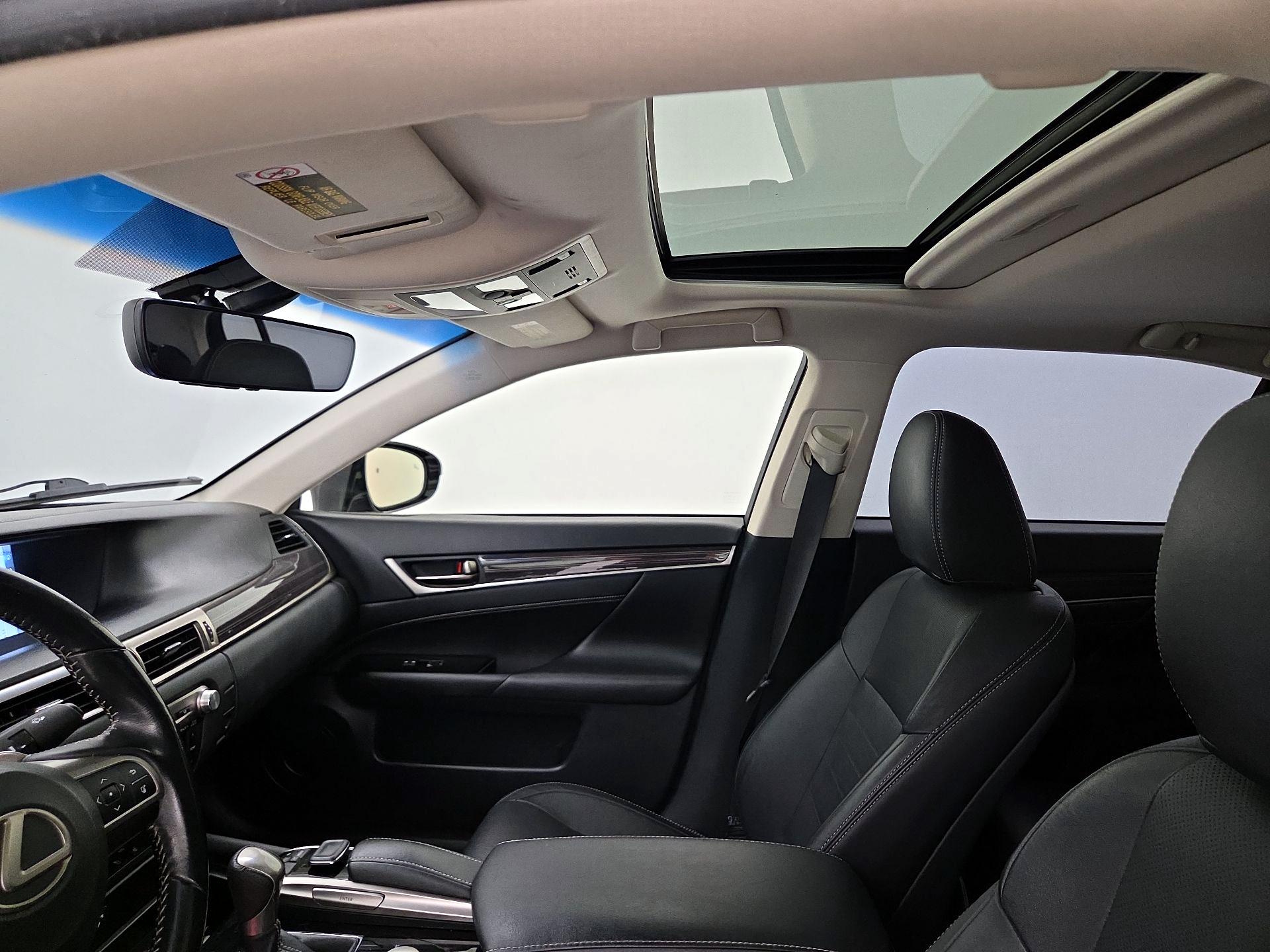 Thumbnail: 2016 Lexus GS - 19