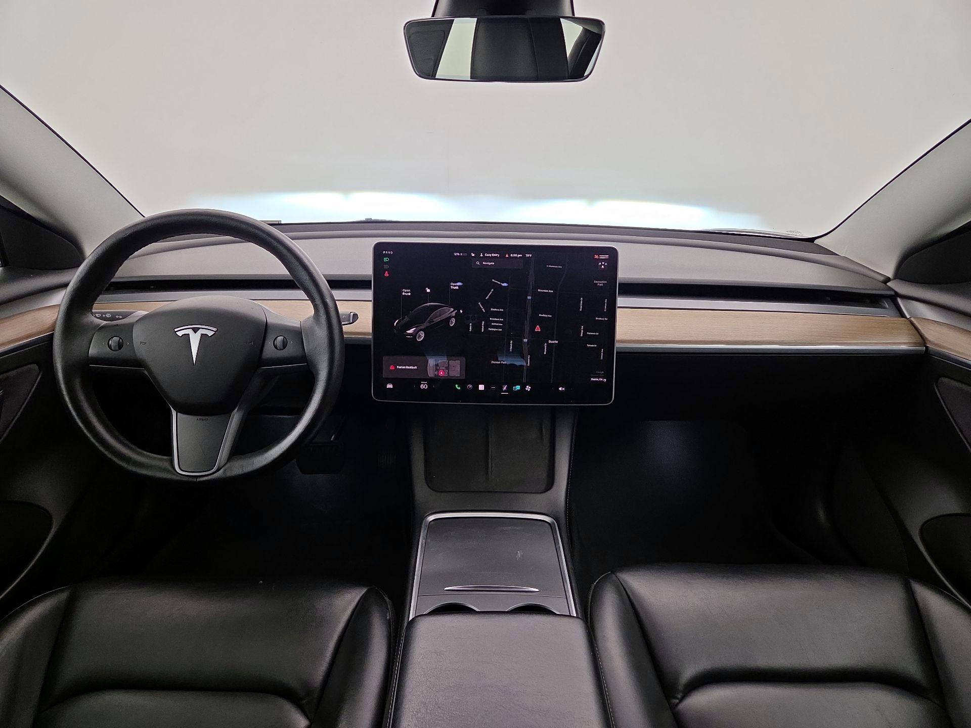 Thumbnail: 2022 Tesla Model 3 - 9