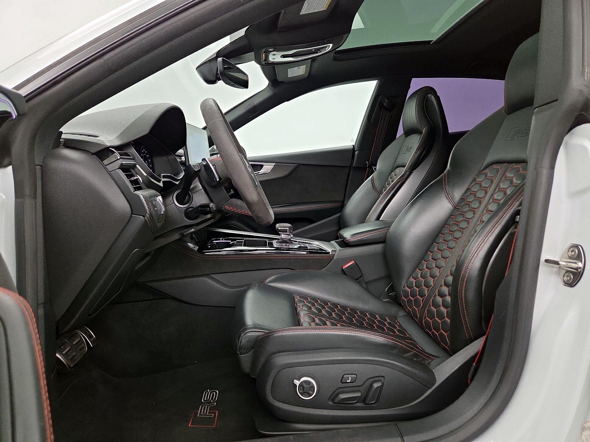 Thumbnail: 2021 Audi RS 5 - 11