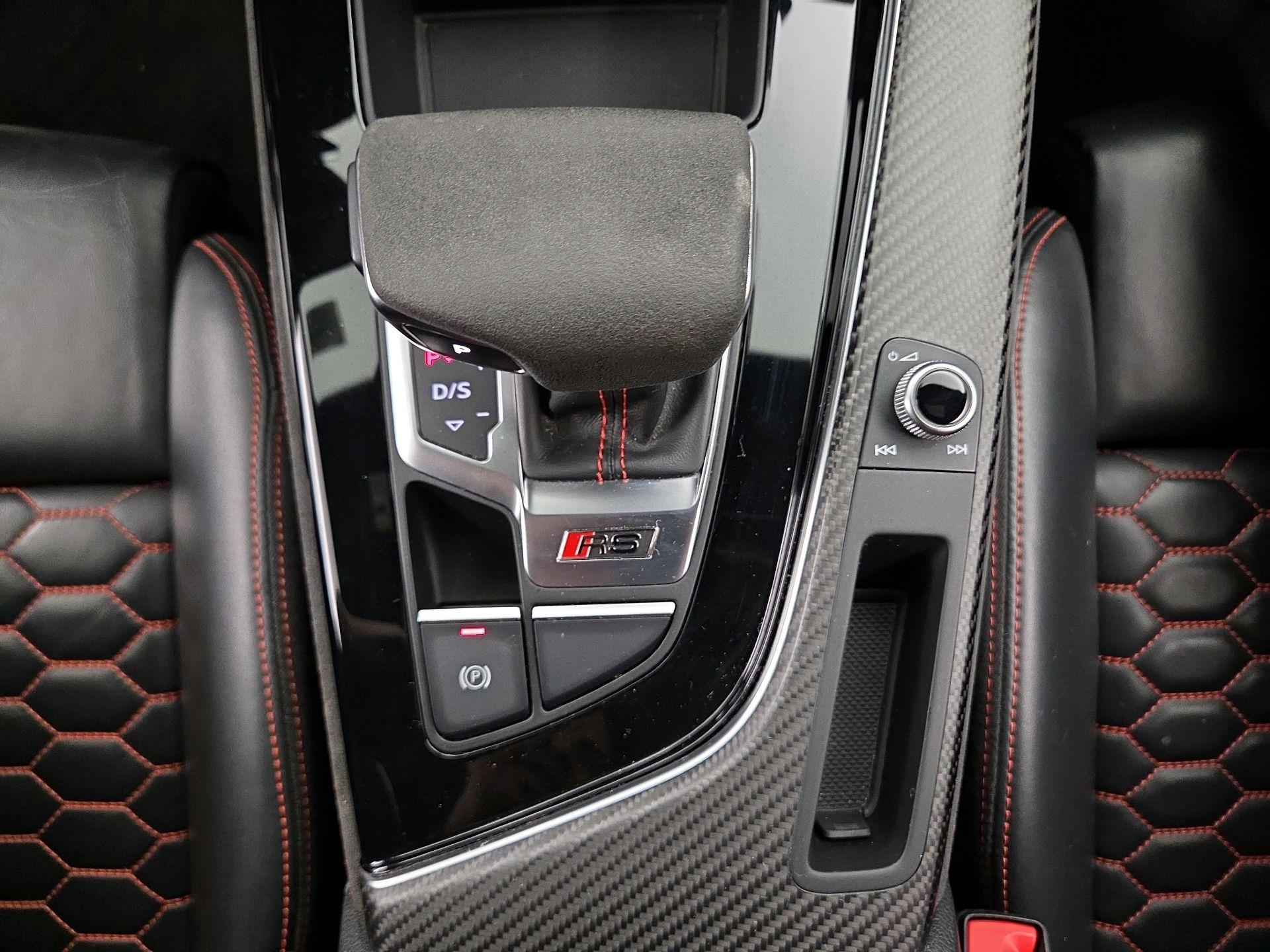 Thumbnail: 2021 Audi RS 5 - 18