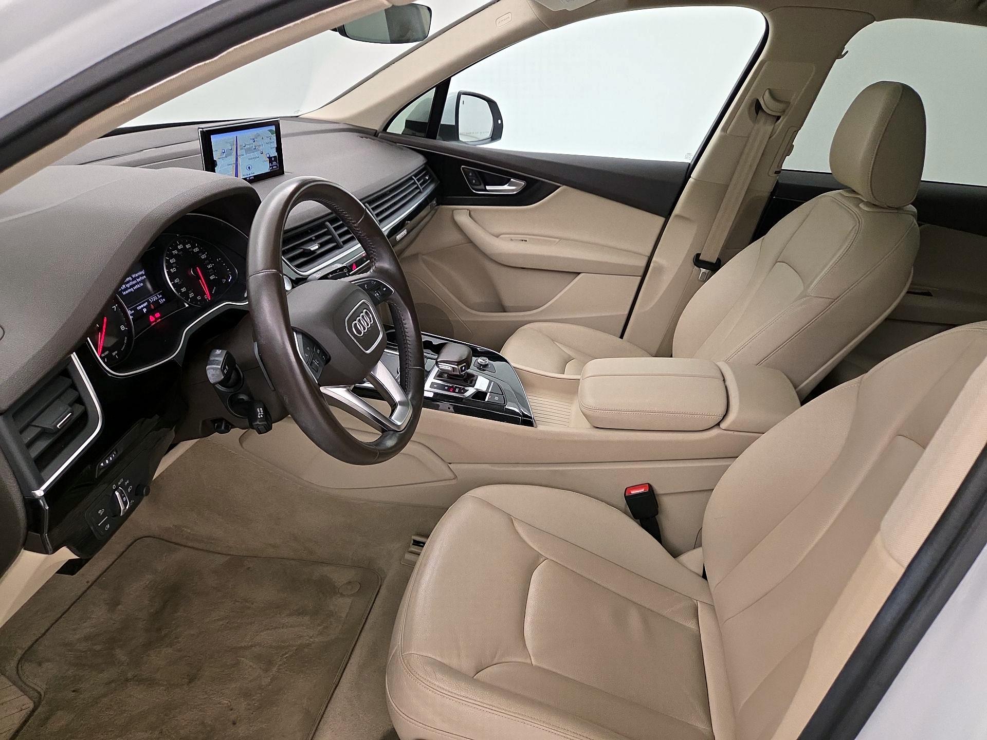 Thumbnail: 2019 Audi Q7 - 11