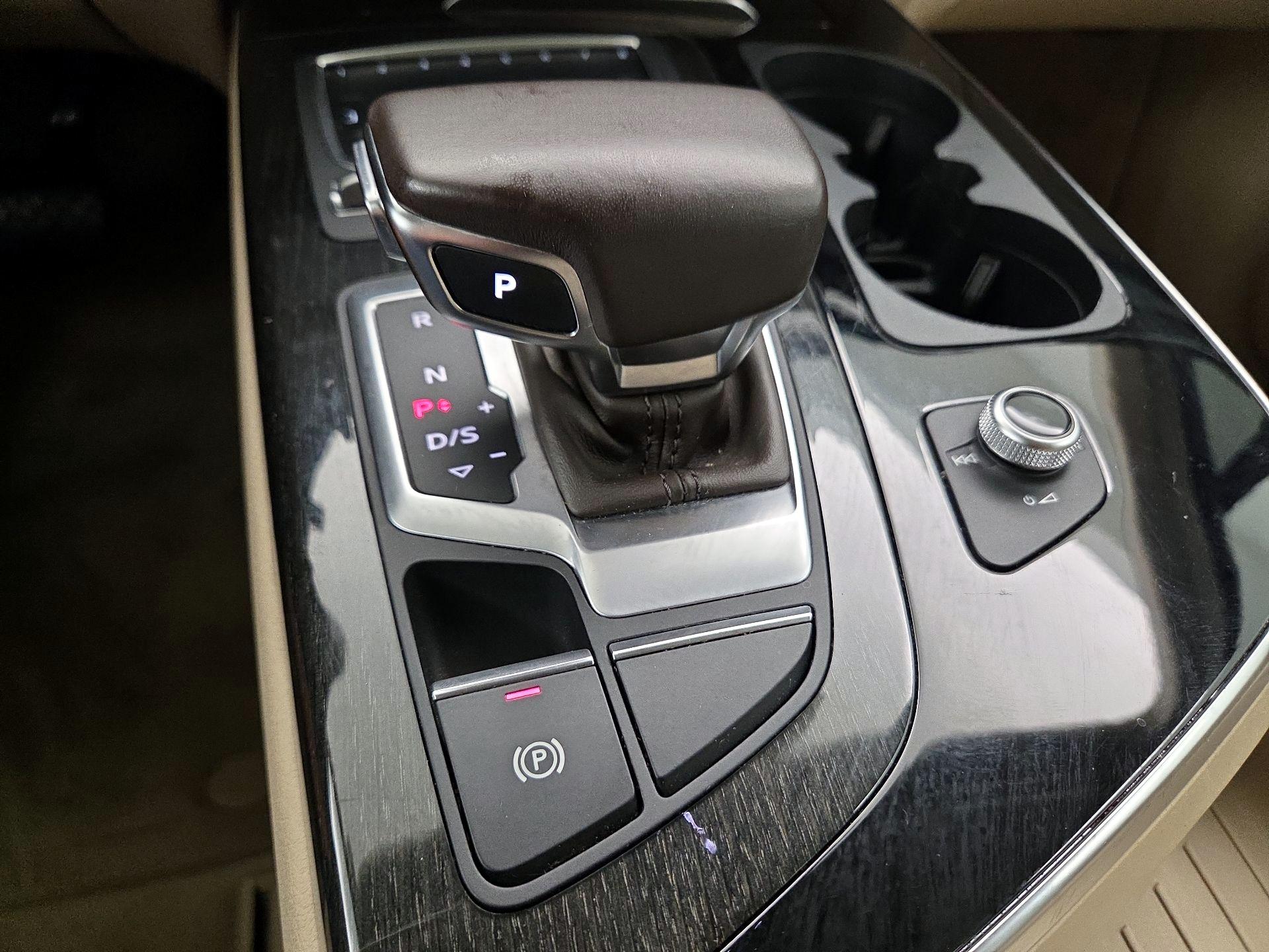 Thumbnail: 2019 Audi Q7 - 18