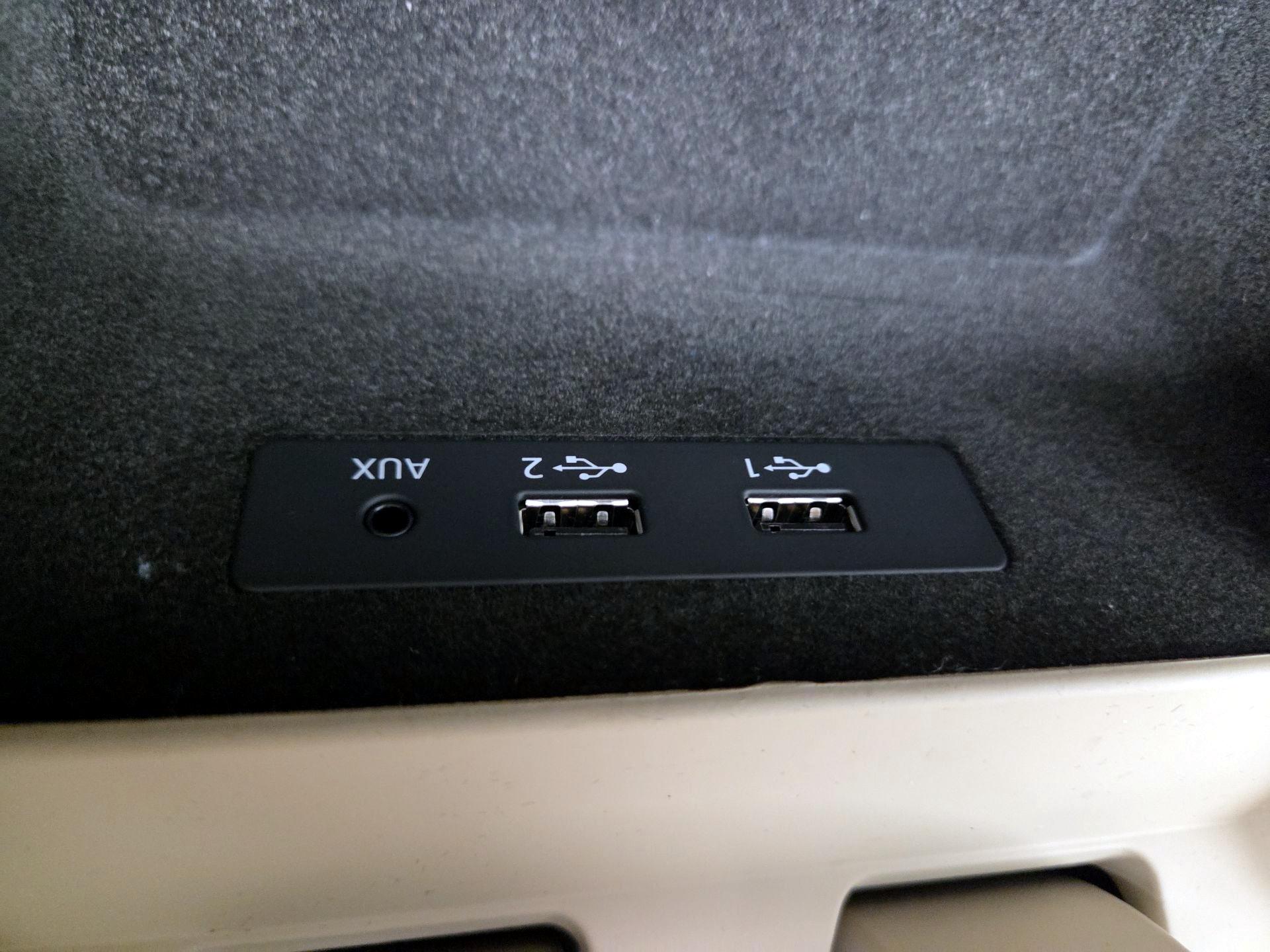 Thumbnail: 2019 Audi Q7 - 19