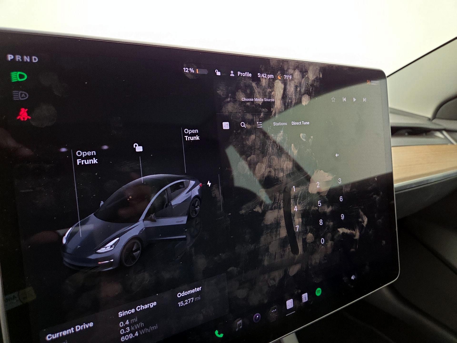 Thumbnail: 2023 Tesla Model 3 - 15