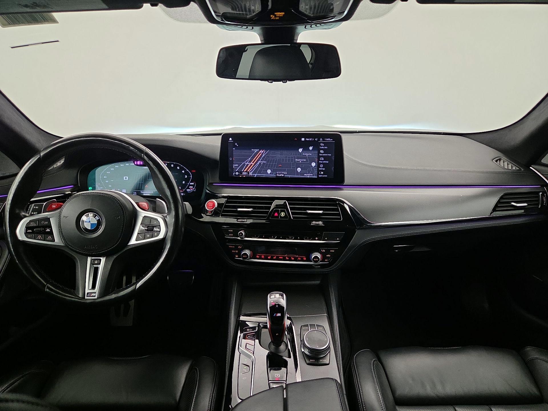 Thumbnail: 2023 BMW M5 - 9