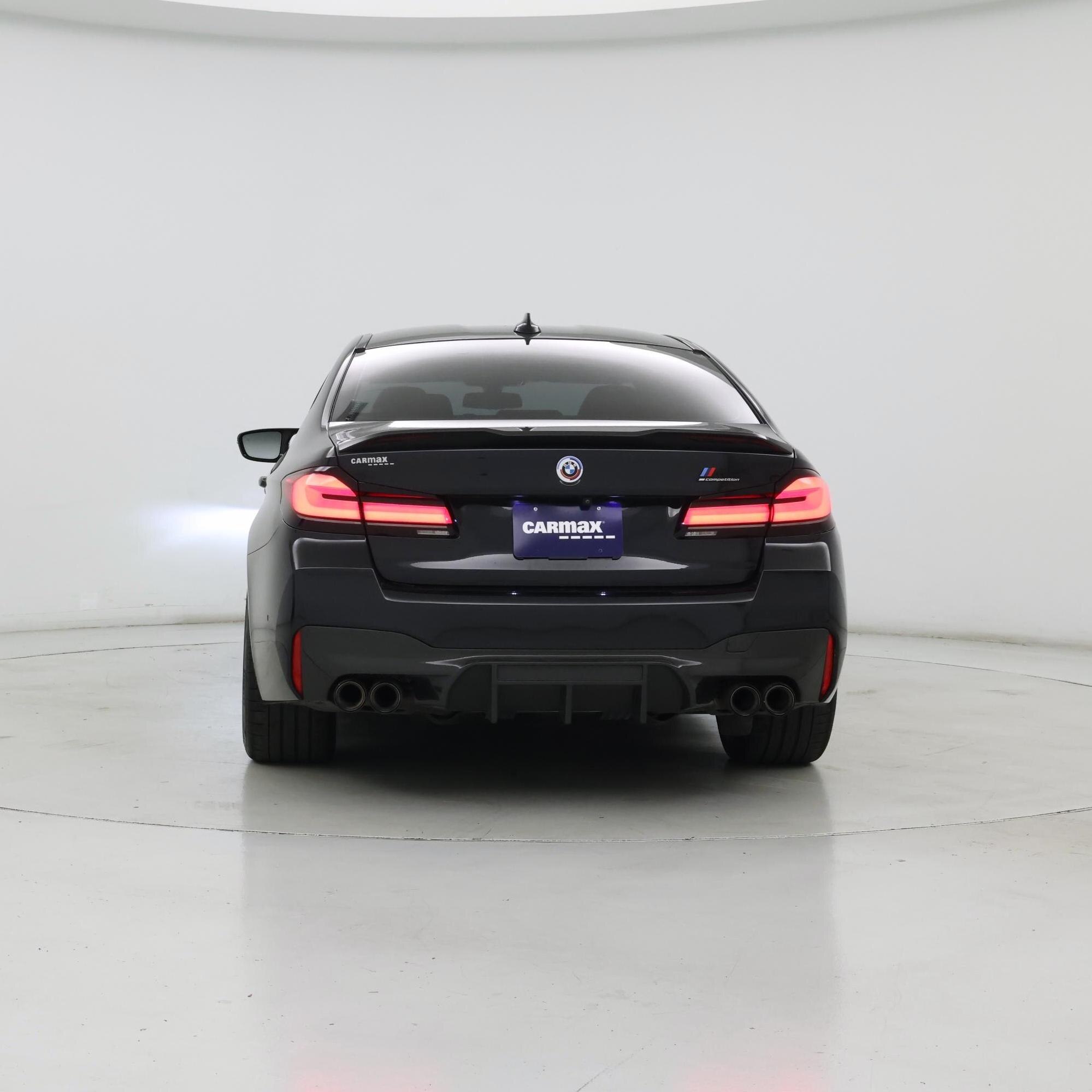 Thumbnail: 2023 BMW M5 - 6