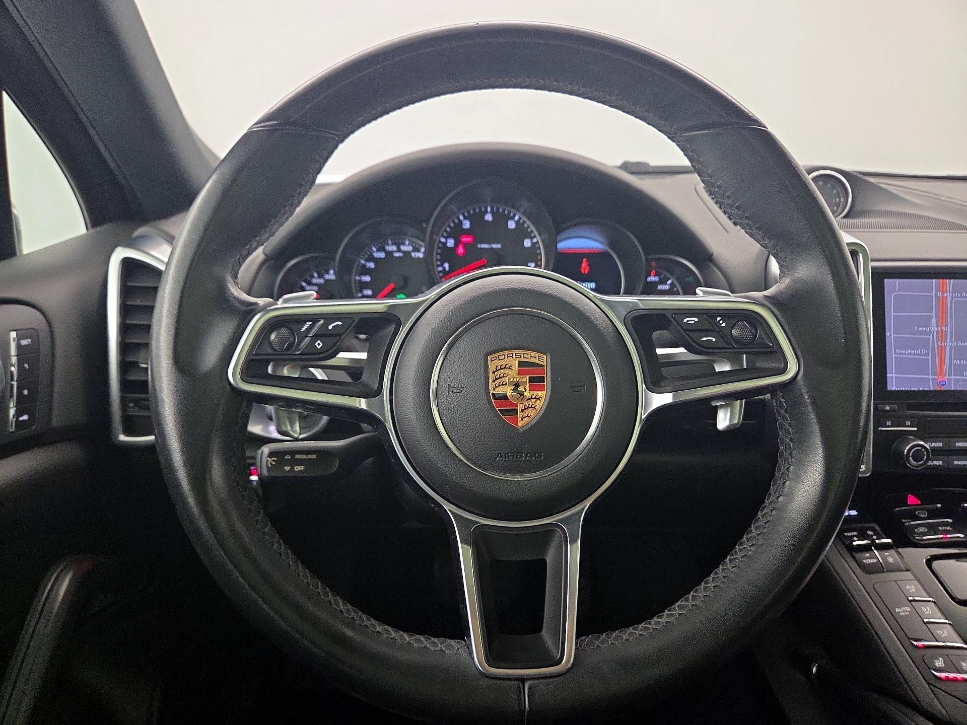 Thumbnail: 2018 Porsche Cayenne - 10