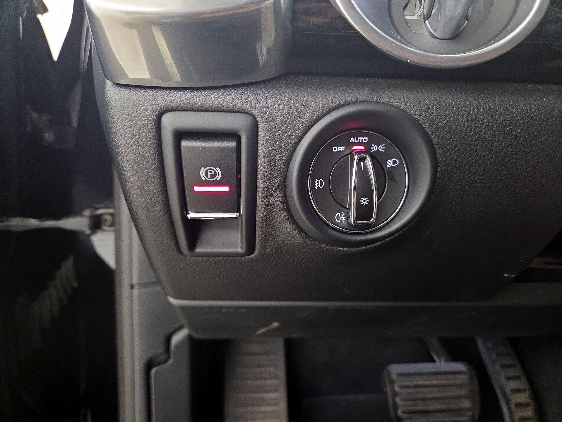 Thumbnail: 2018 Porsche Cayenne - 13