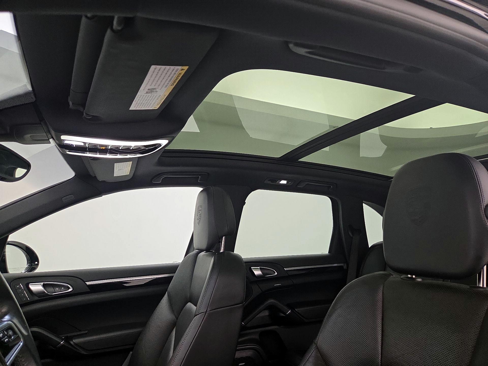 Thumbnail: 2018 Porsche Cayenne - 20