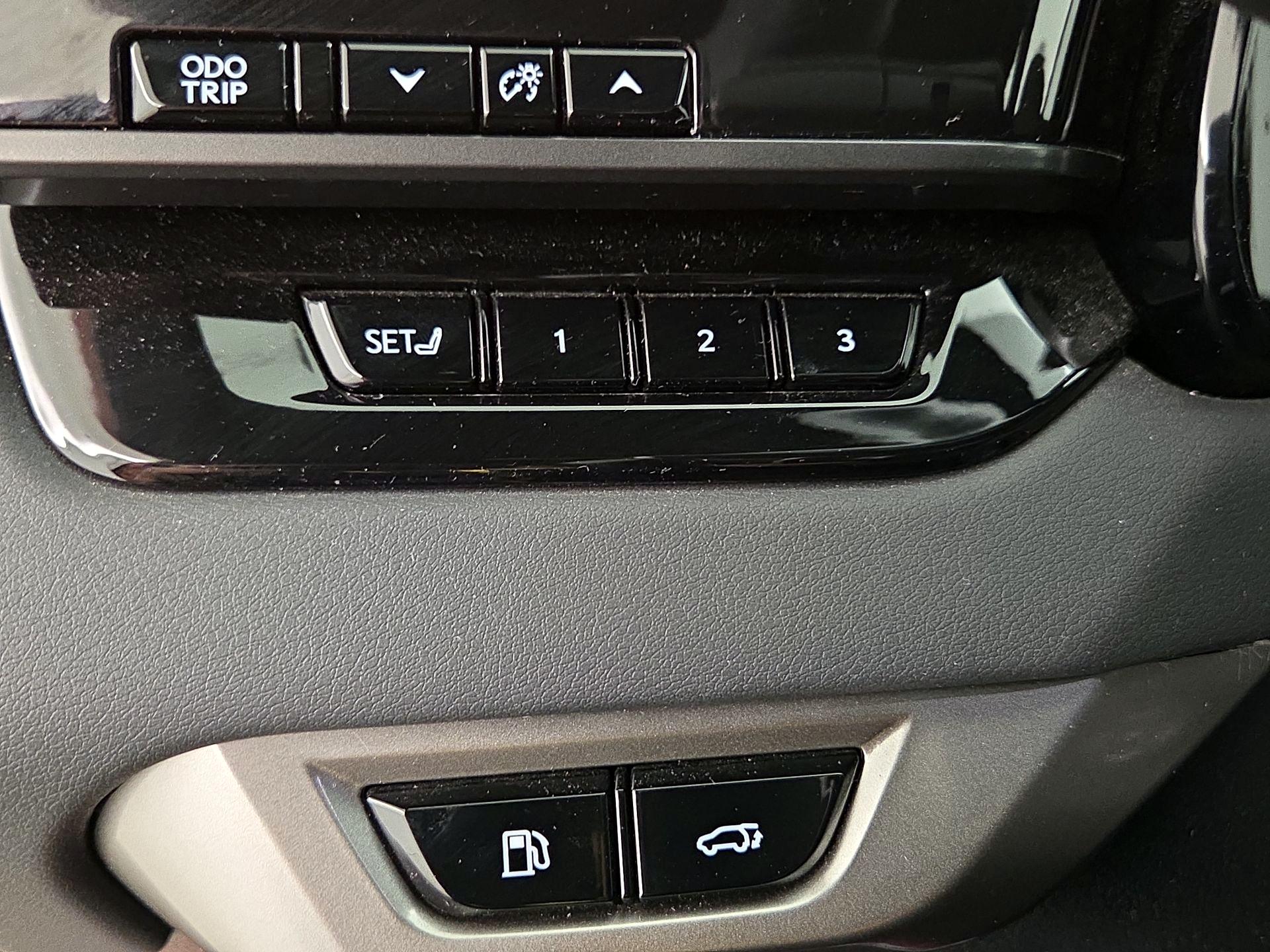 Thumbnail: 2023 Lexus RX - 13