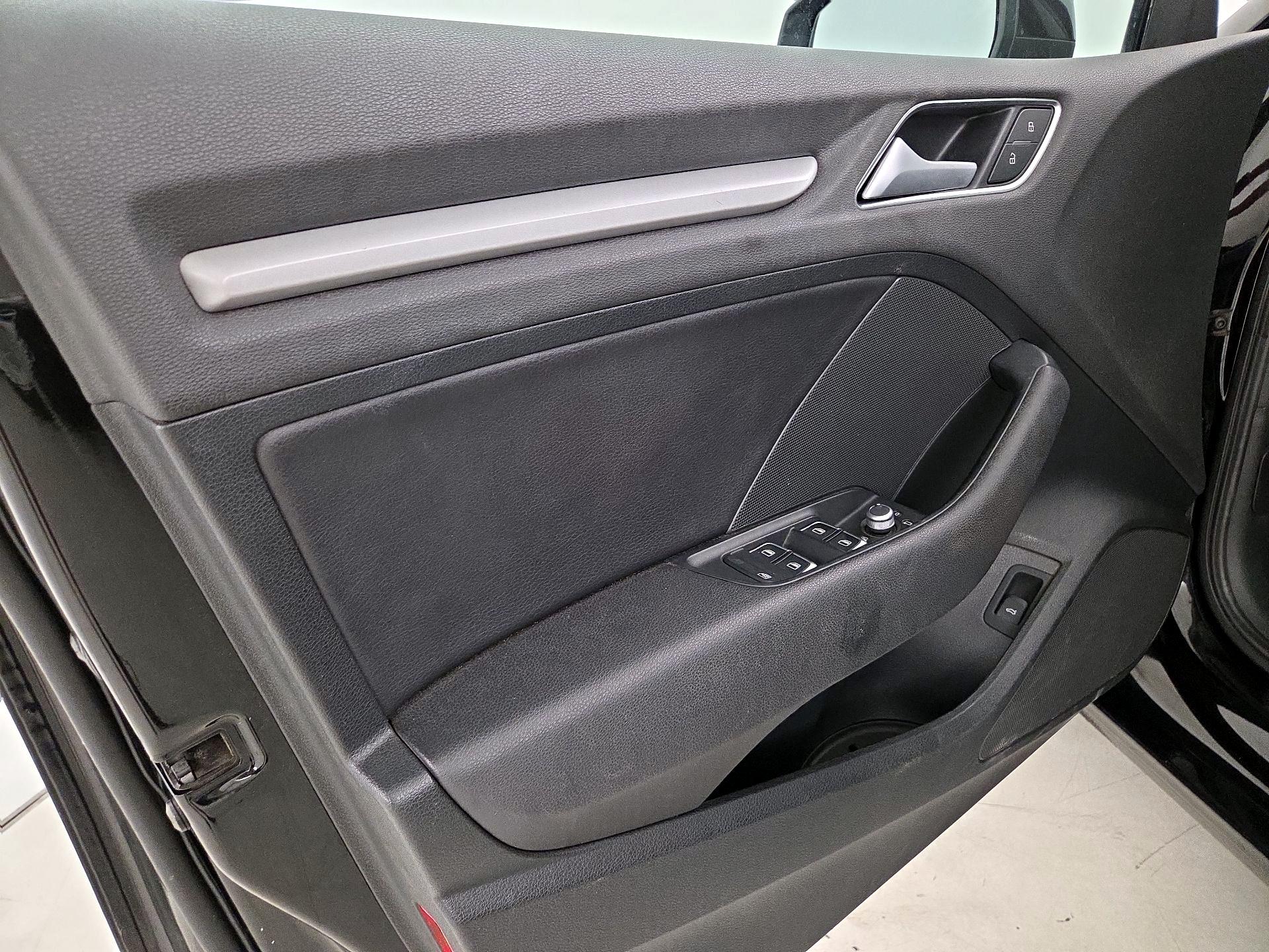 Thumbnail: 2016 Audi A3 - 12