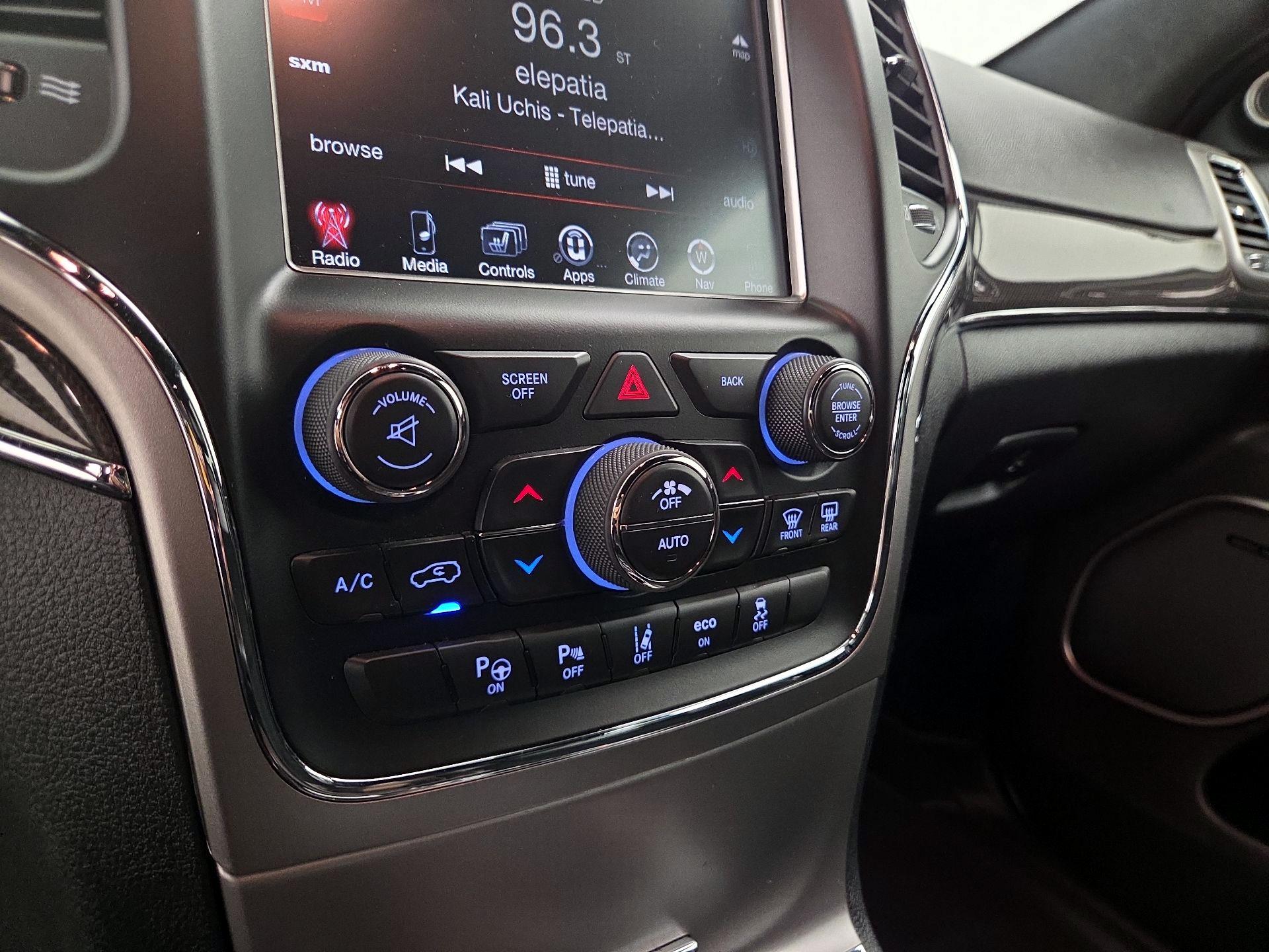 Thumbnail: 2017 Jeep Grand Cherokee - 17