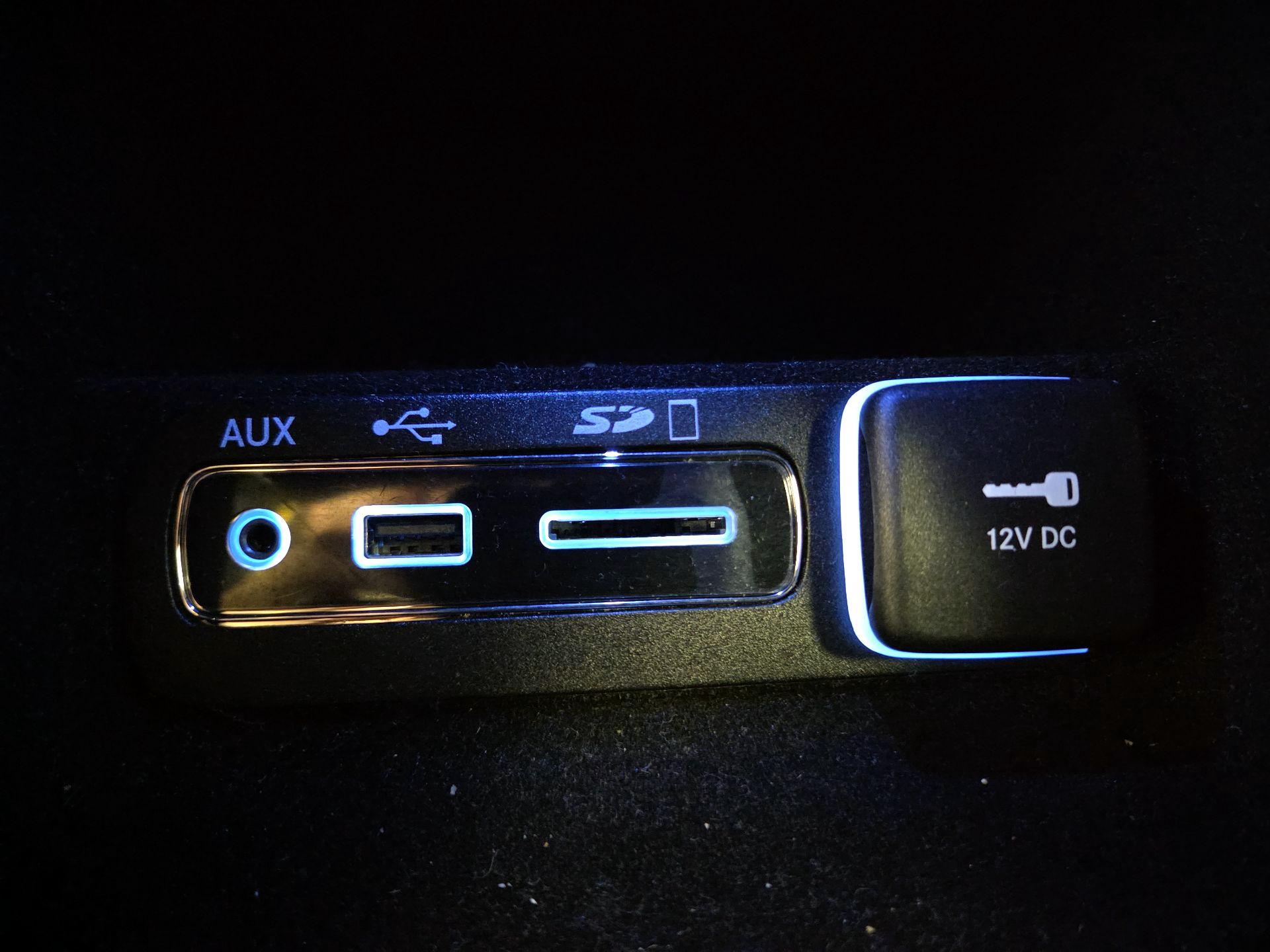 Thumbnail: 2017 Jeep Grand Cherokee - 19