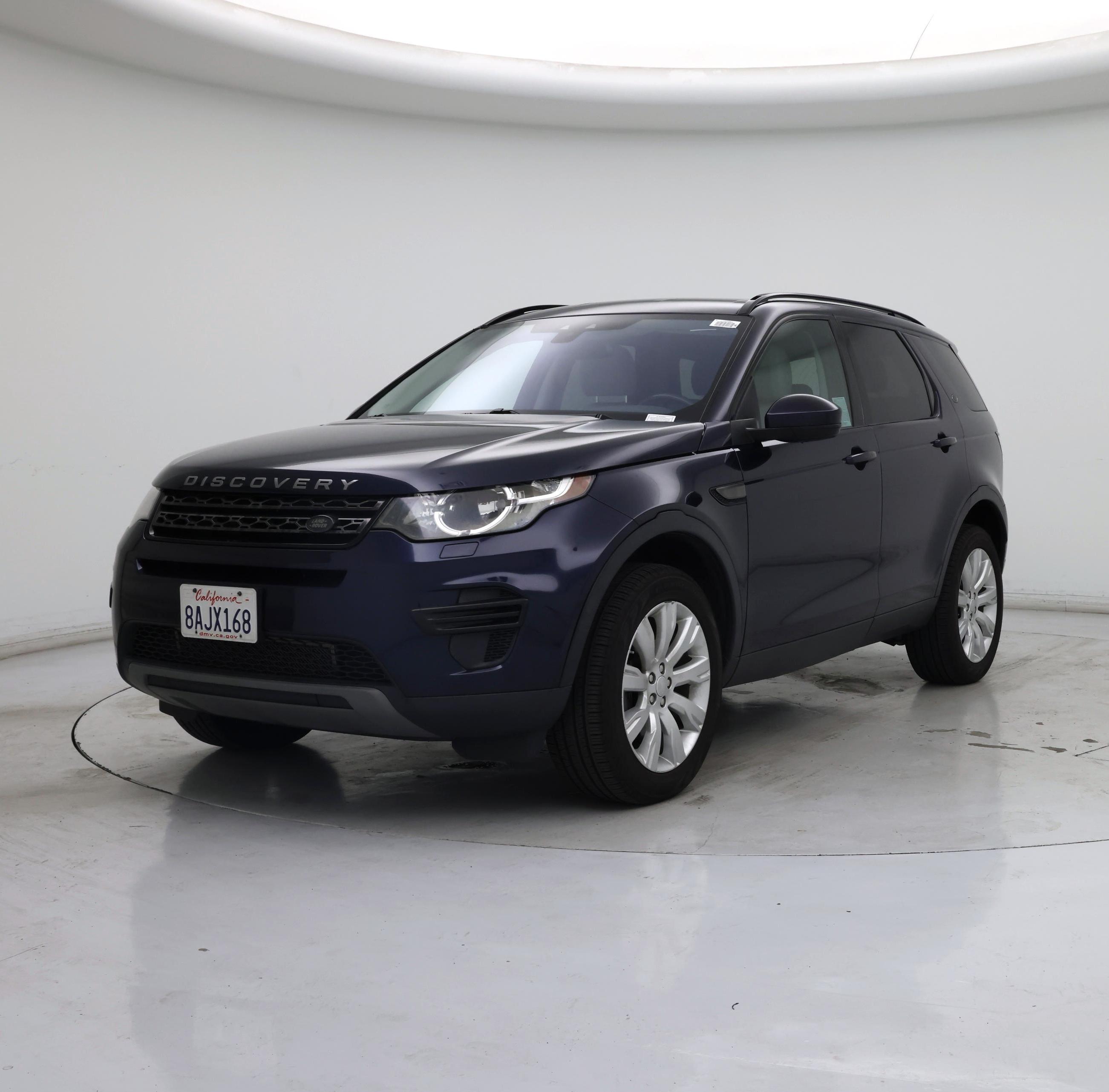 Thumbnail: 2017 Land Rover Discovery Sport - 4