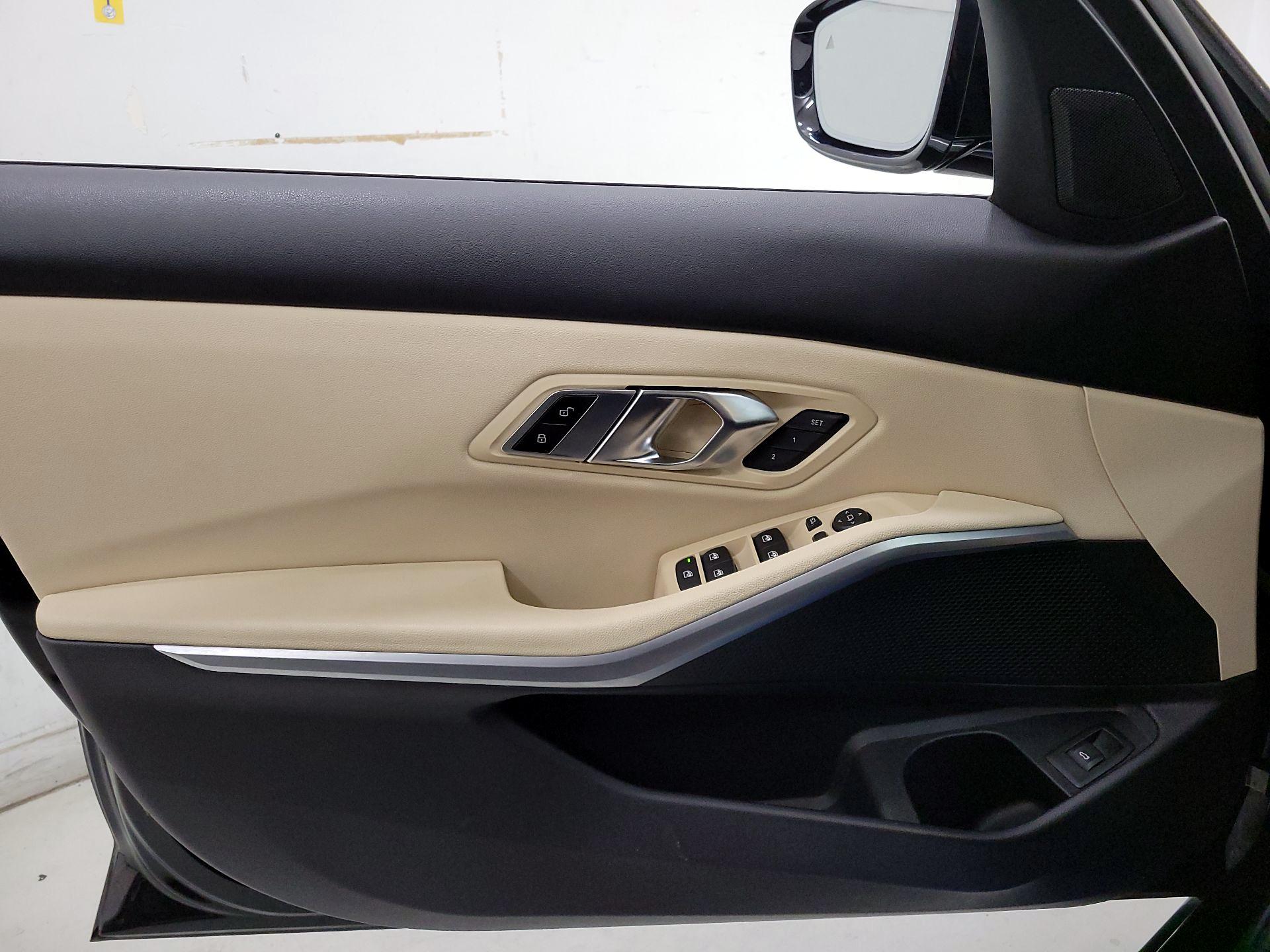 Thumbnail: 2020 BMW 3 Series - 12
