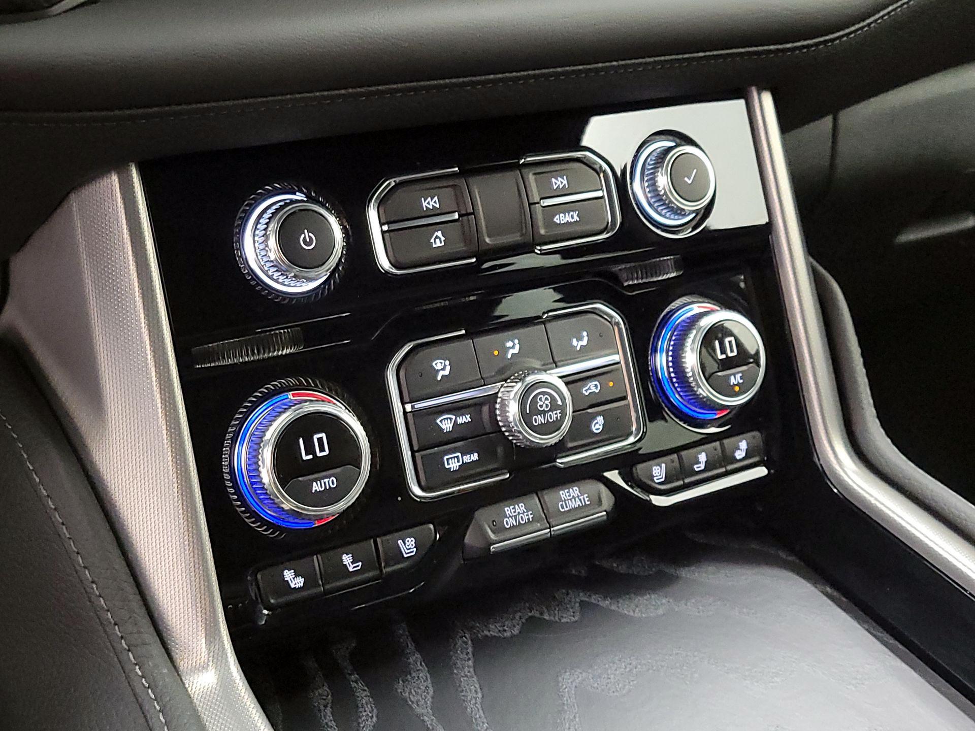 Thumbnail: 2024 GMC Yukon - 17