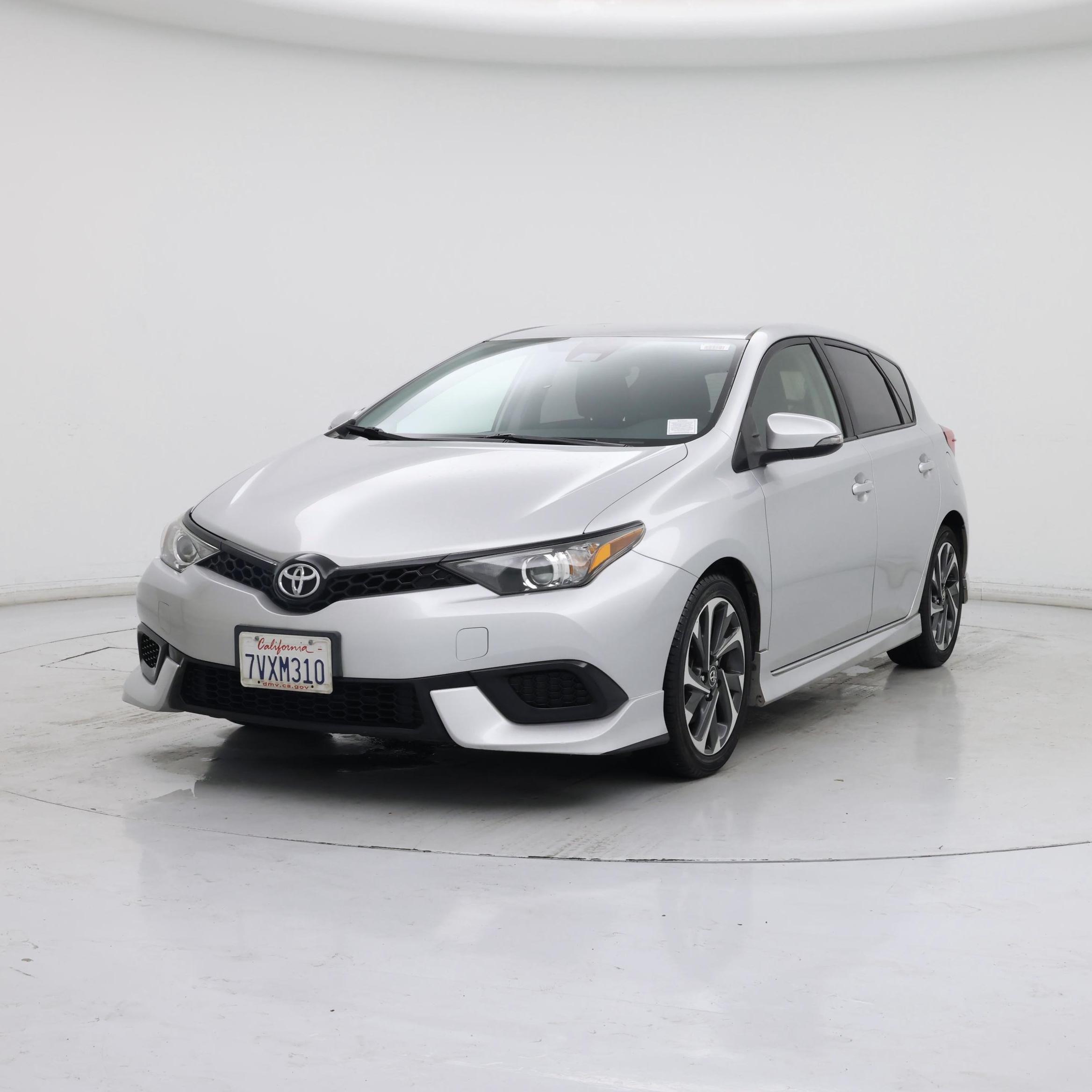 Thumbnail: 2017 Toyota Corolla iM - 4