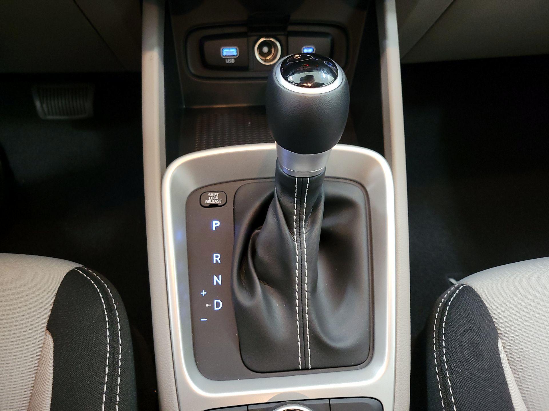 Thumbnail: 2025 Hyundai Venue - 17