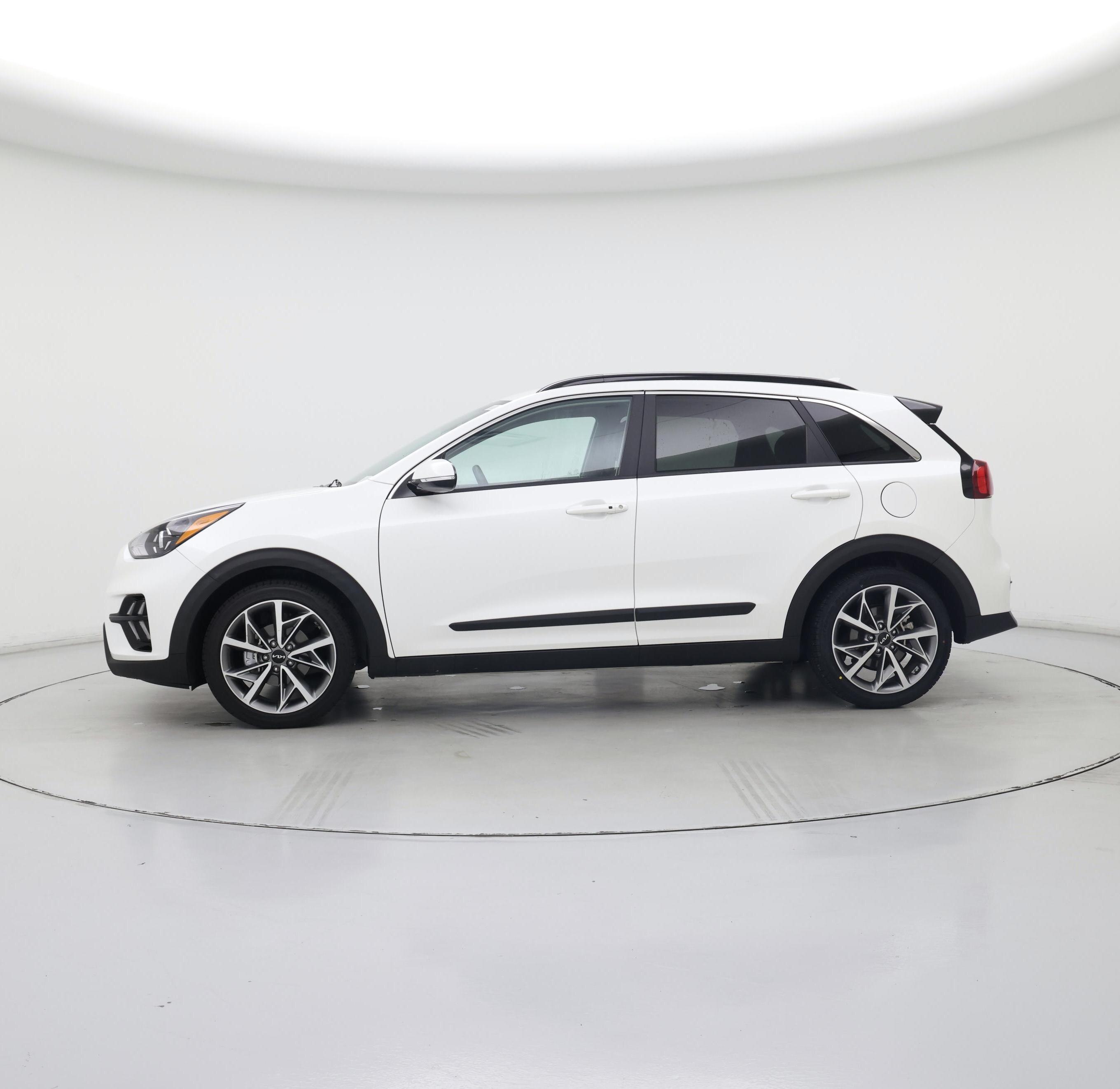 Thumbnail: 2022 Kia Niro - 3