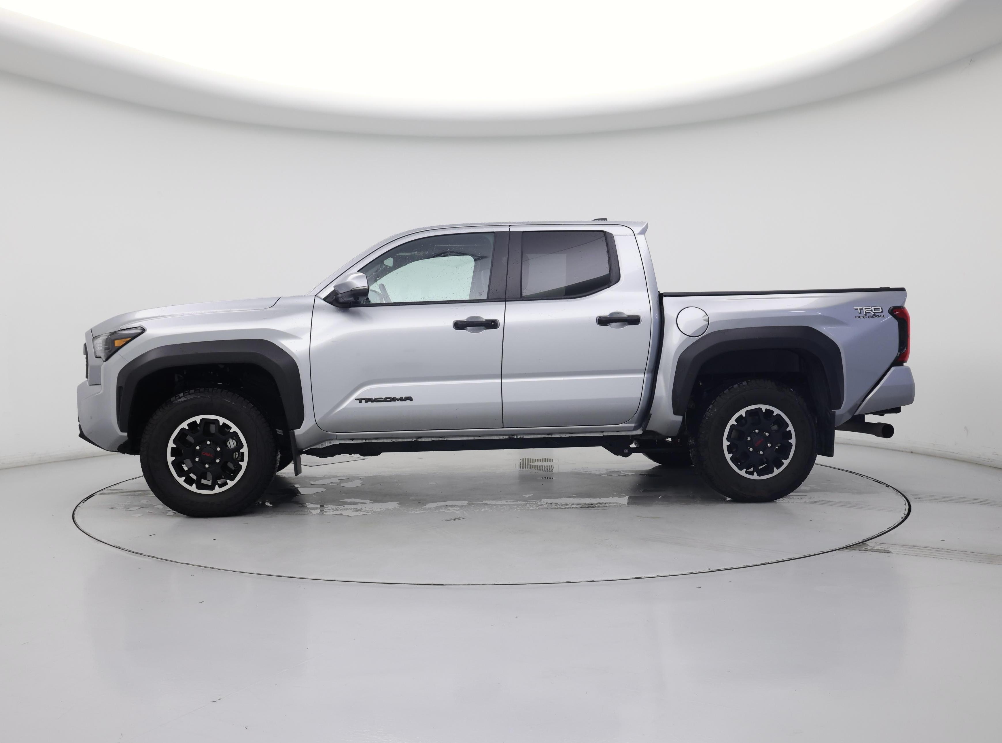 Thumbnail: 2024 Toyota Tacoma - 3