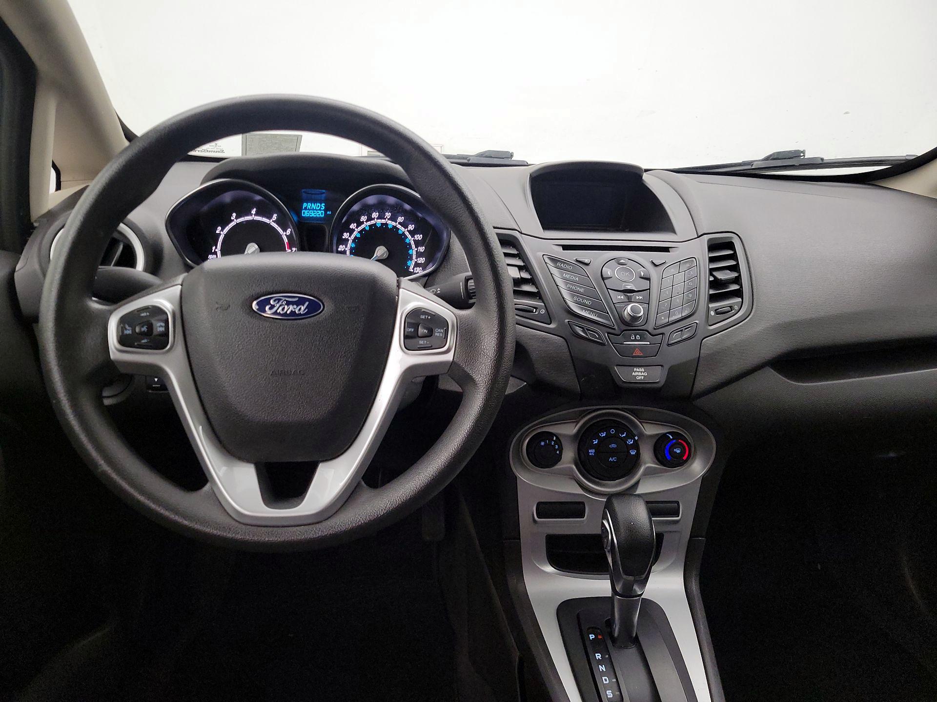 Thumbnail: 2019 Ford Fiesta - 10