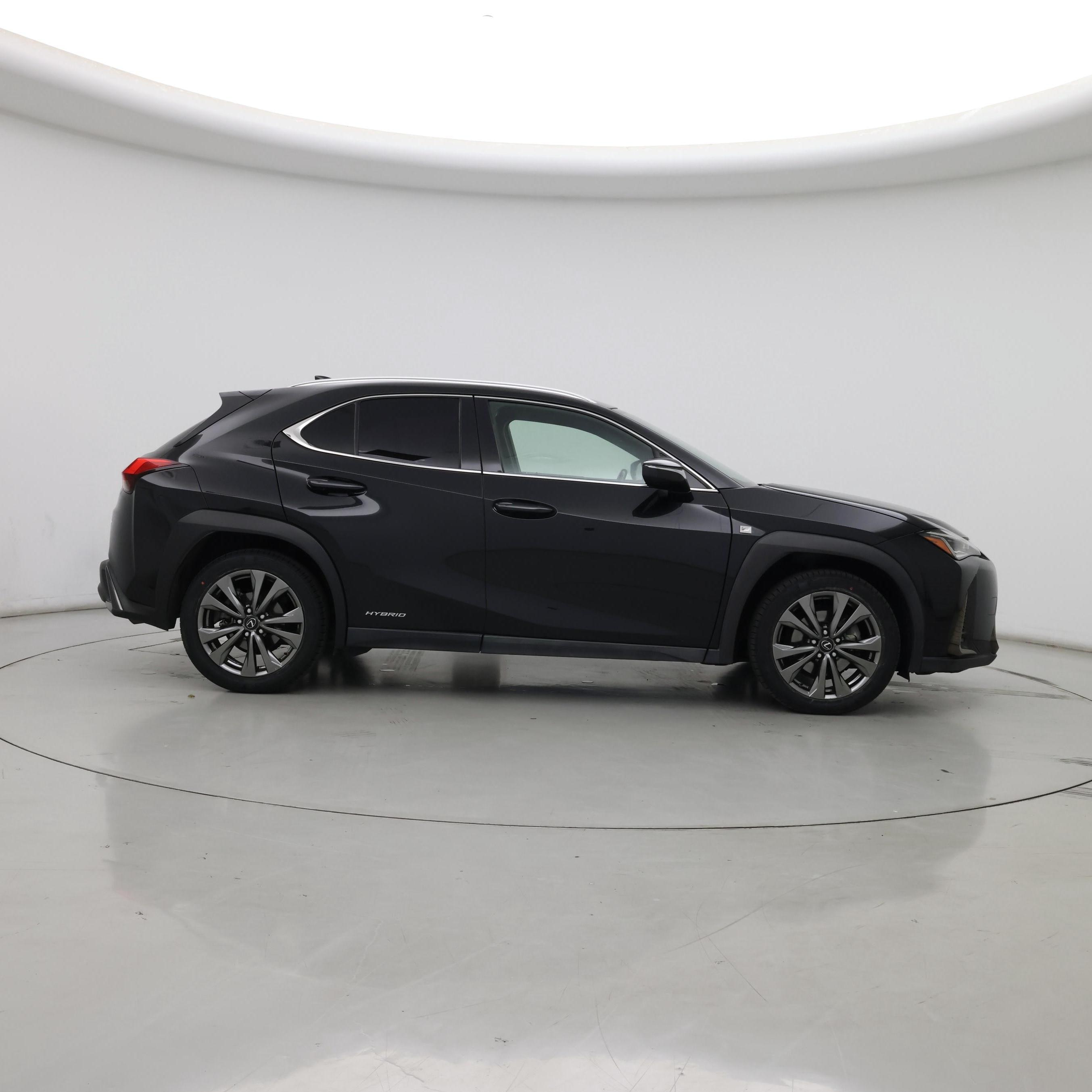 Thumbnail: 2019 Lexus UX - 7
