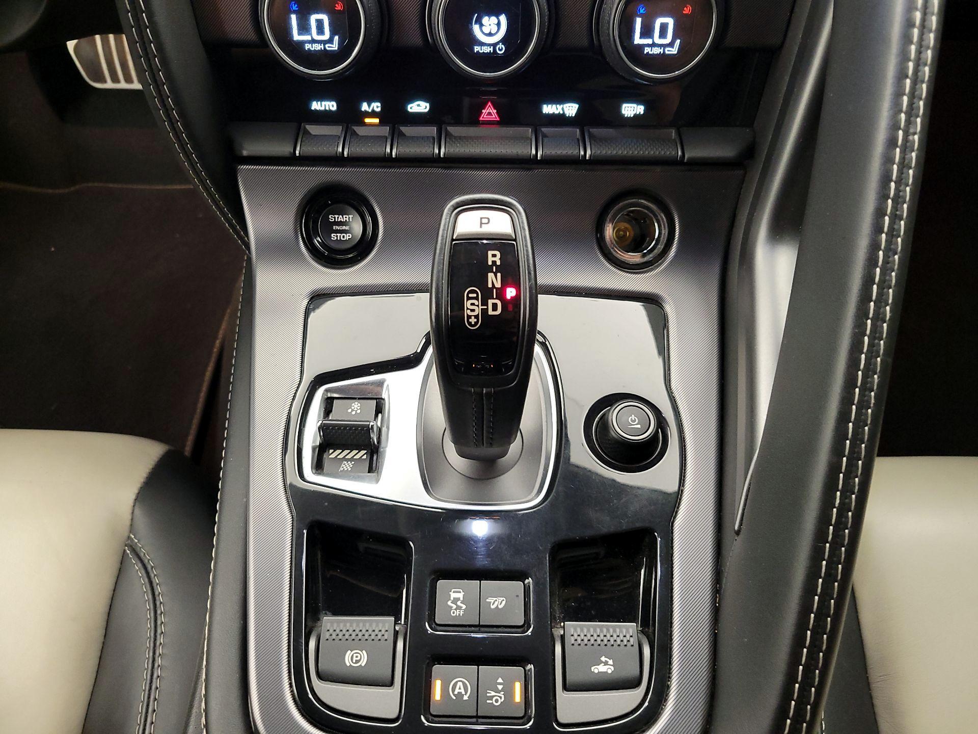 Thumbnail: 2017 Jaguar F-Type - 17