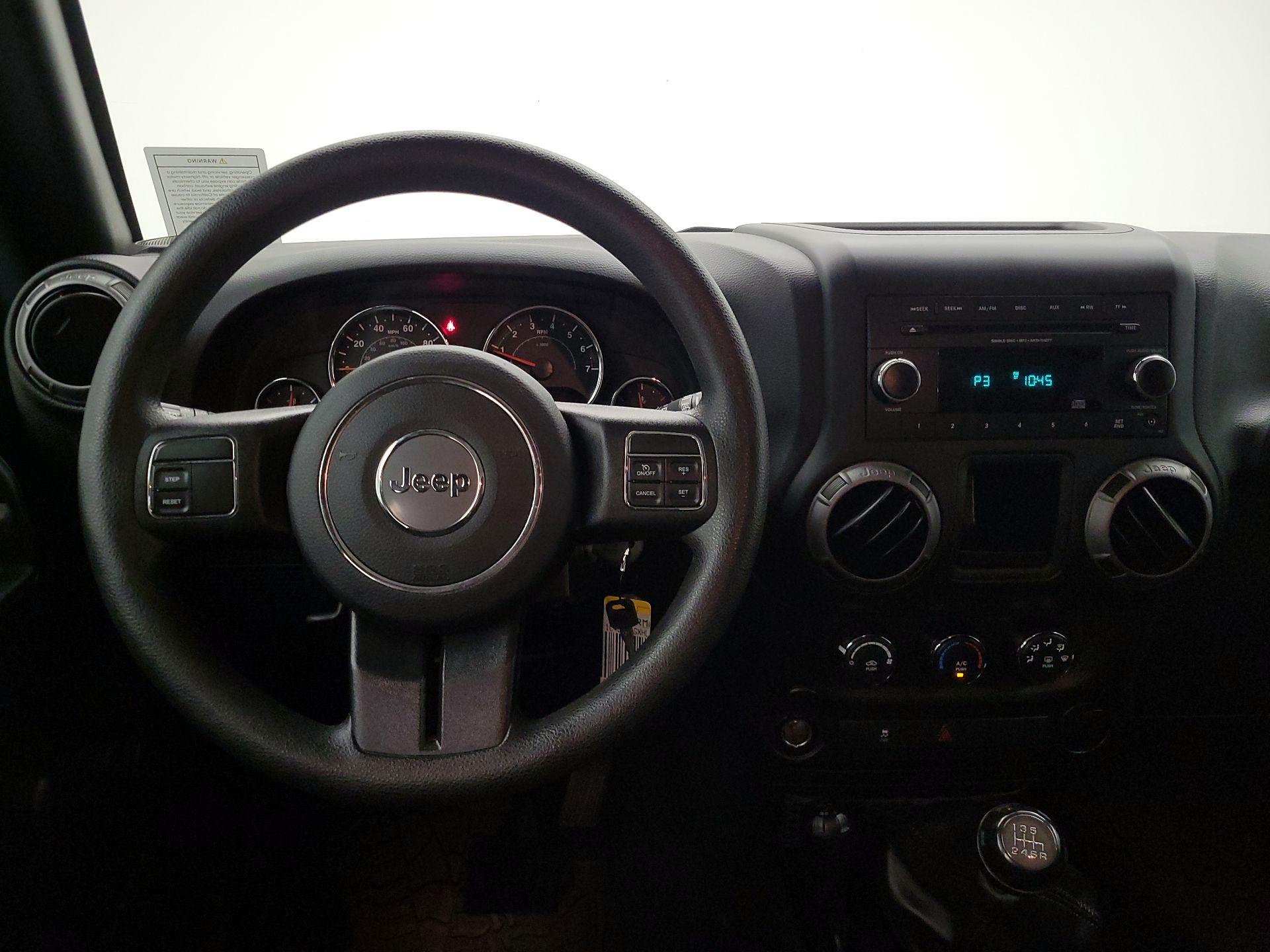 Thumbnail: 2017 Jeep Wrangler - 10