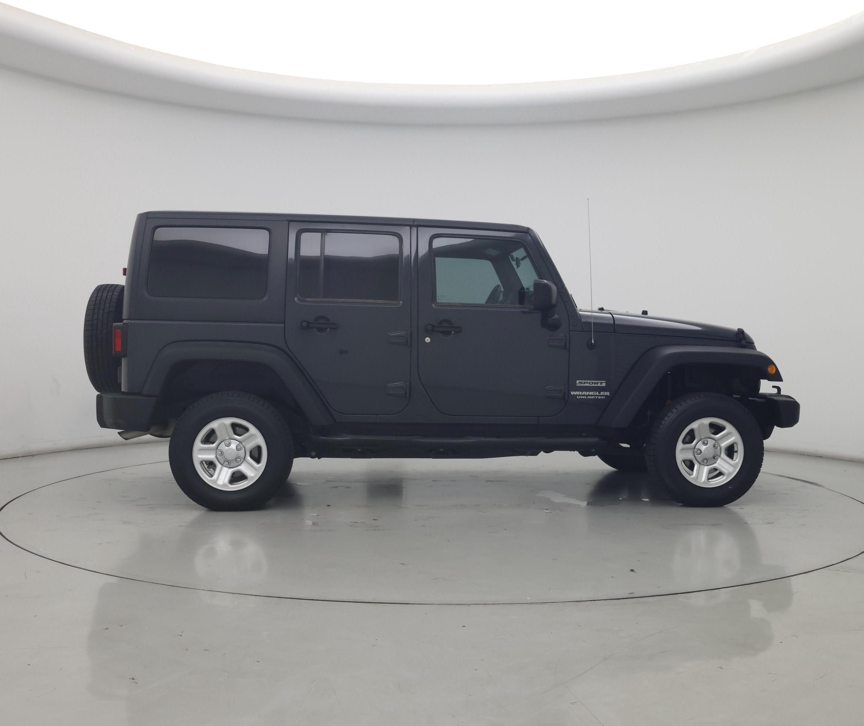 Thumbnail: 2017 Jeep Wrangler - 7