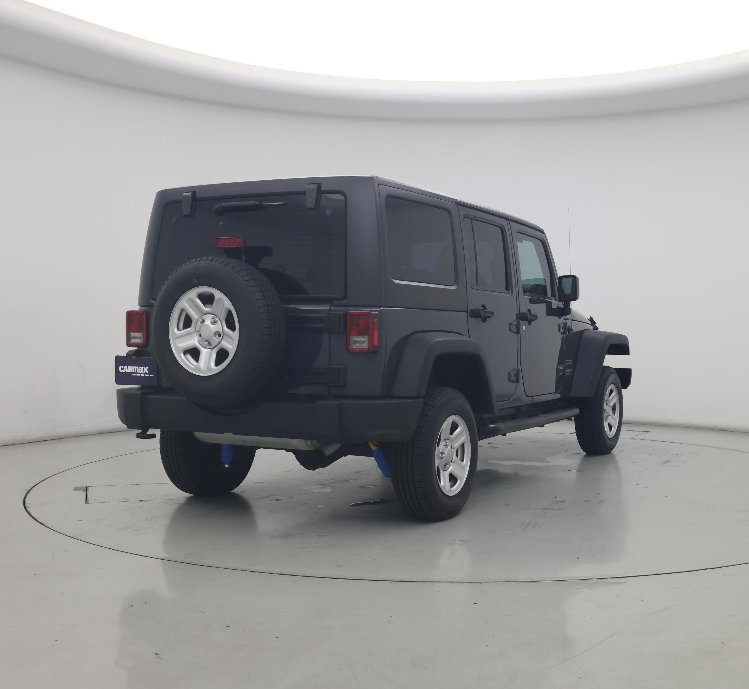 Thumbnail: 2017 Jeep Wrangler - 8