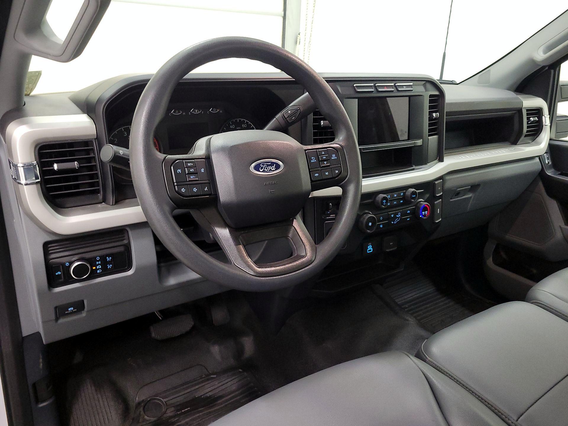 Thumbnail: 2023 Ford F-250 - 9