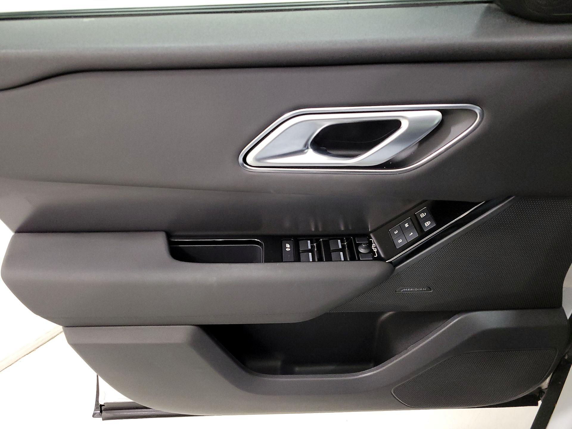 Thumbnail: 2024 Land Rover Range Rover Velar - 12