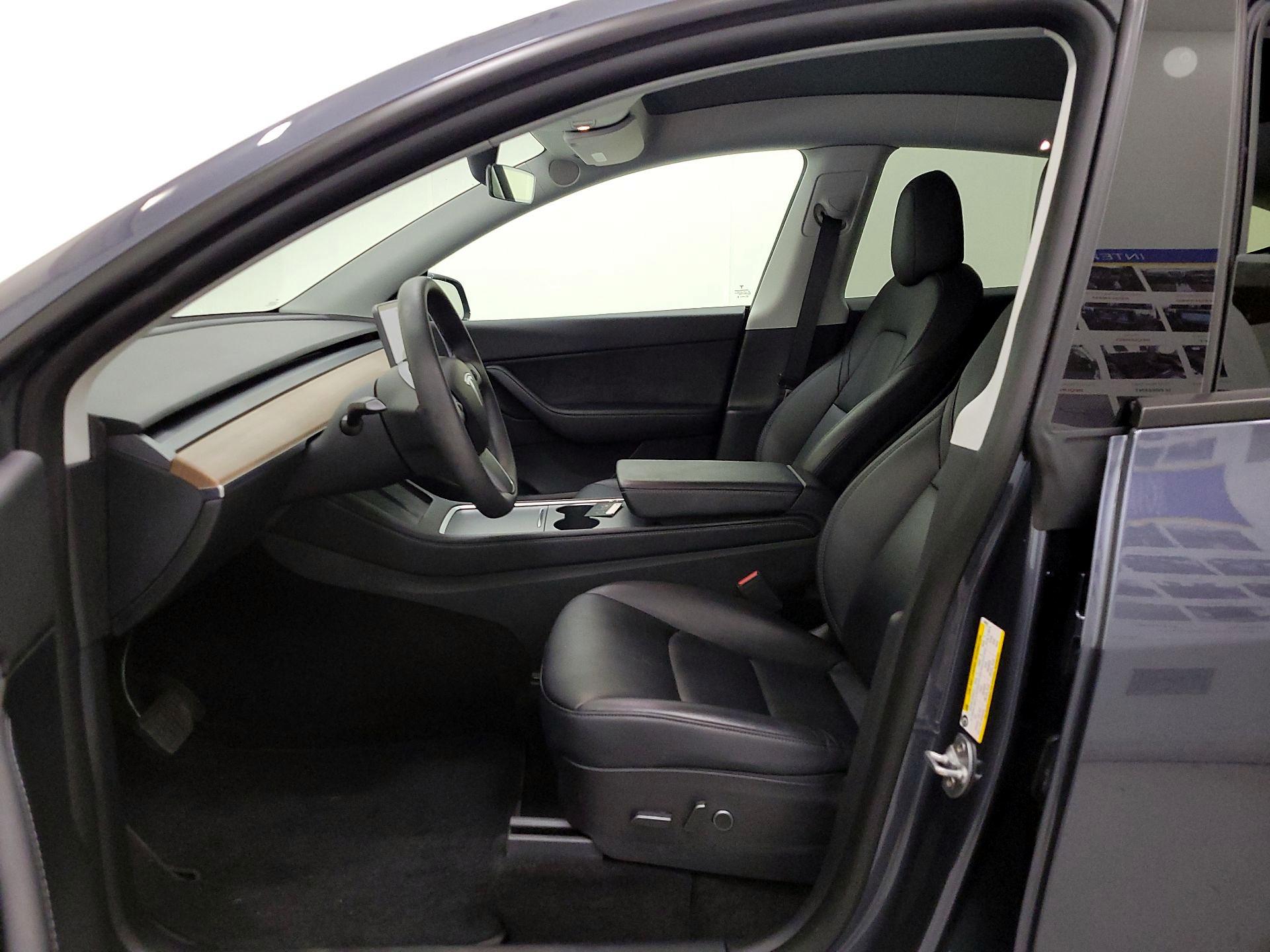 Thumbnail: 2022 Tesla Model Y - 11