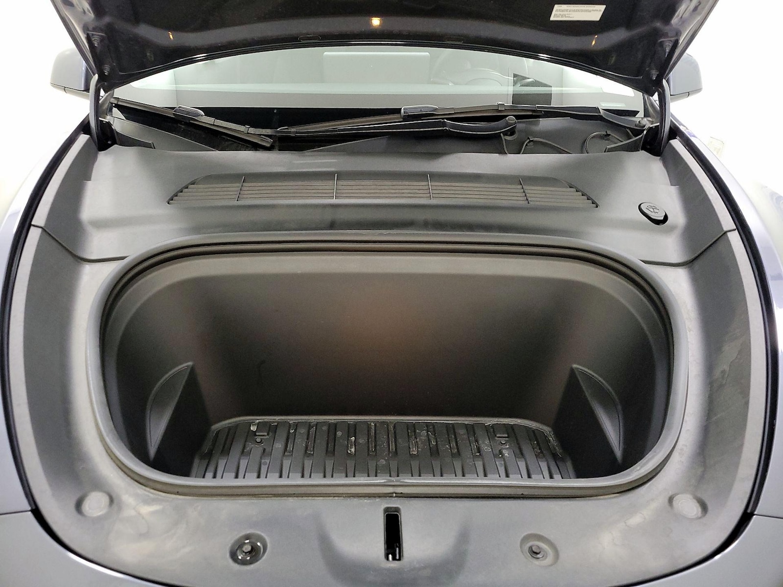 2022 Tesla Model Y Long Range - Photo 21