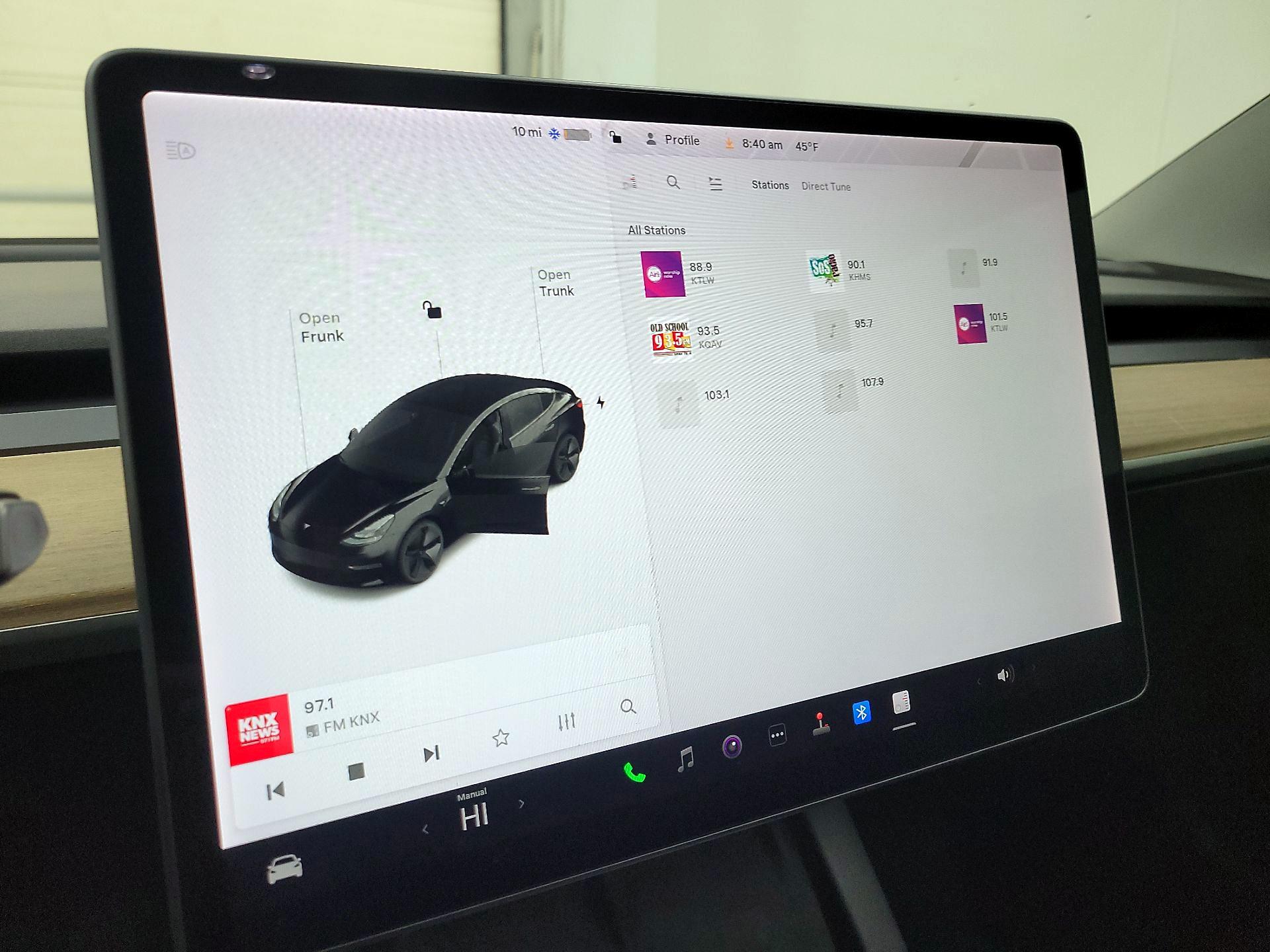 Thumbnail: 2021 Tesla Model 3 - 15