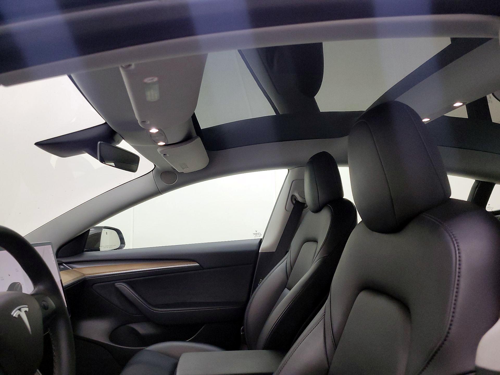 Thumbnail: 2021 Tesla Model 3 - 18