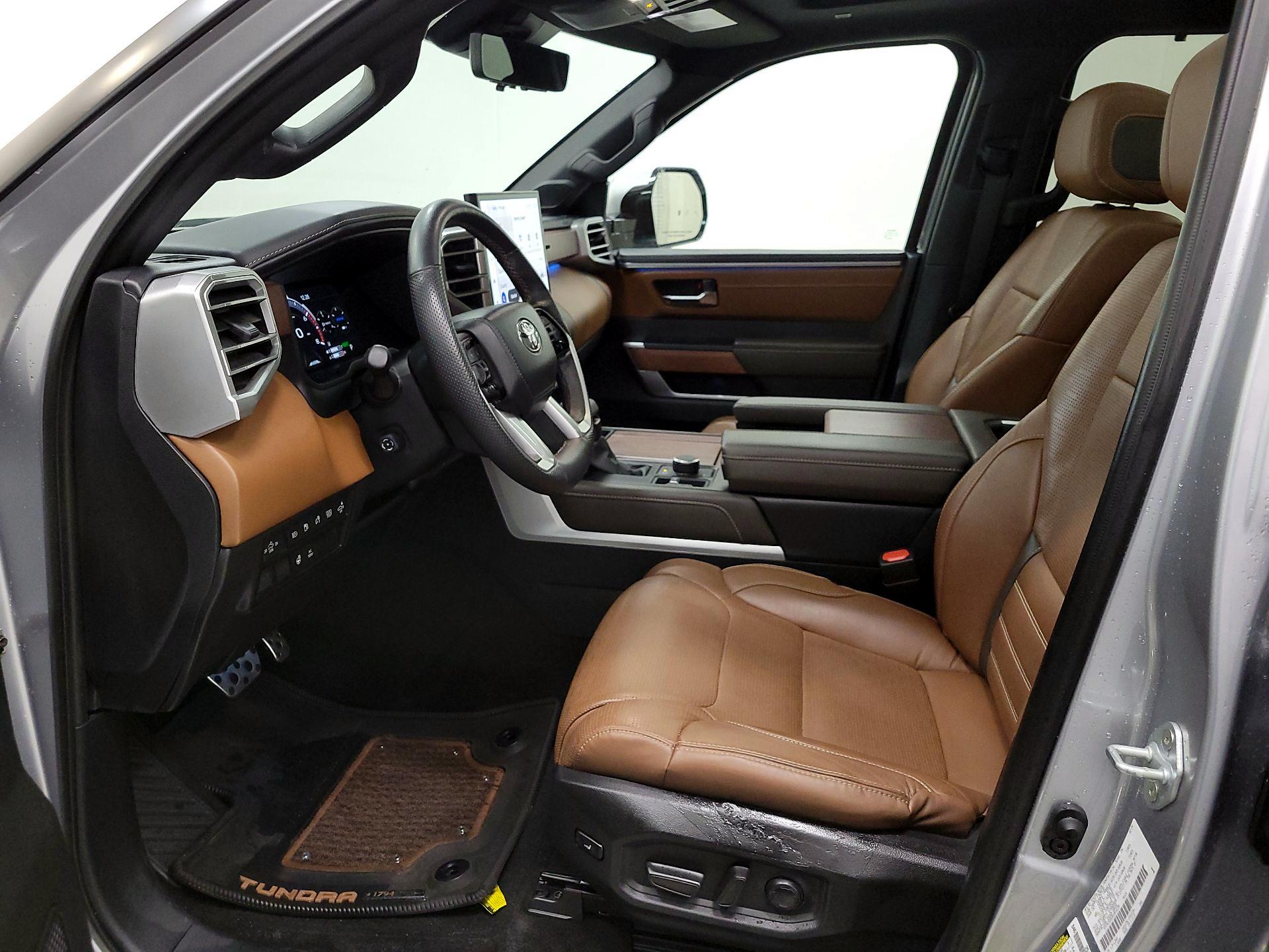 Thumbnail: 2024 Toyota Tundra - 11