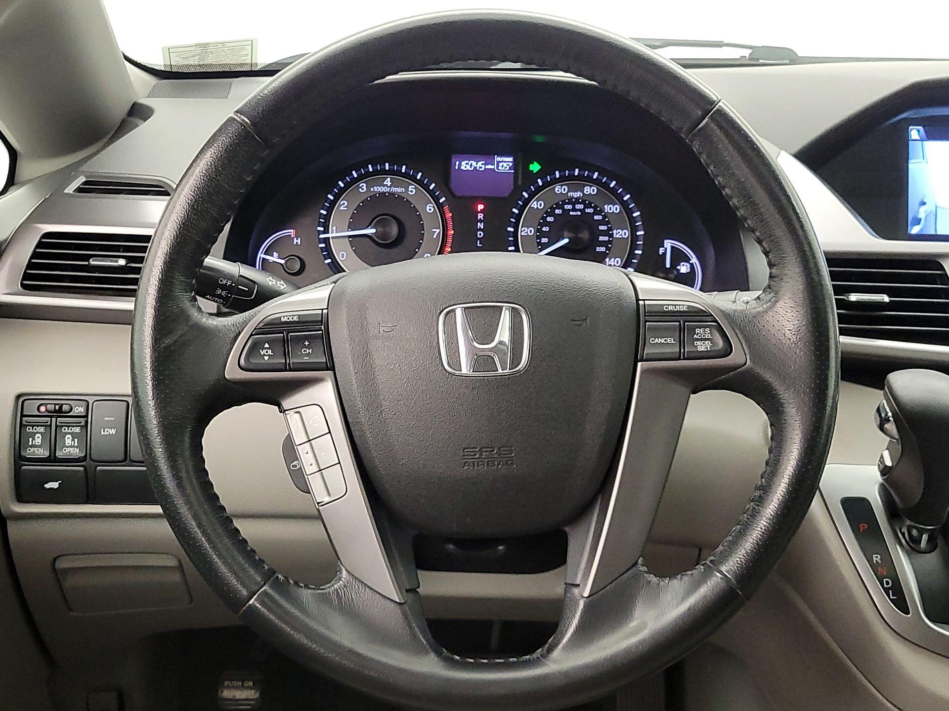 Thumbnail: 2014 Honda Odyssey - 10