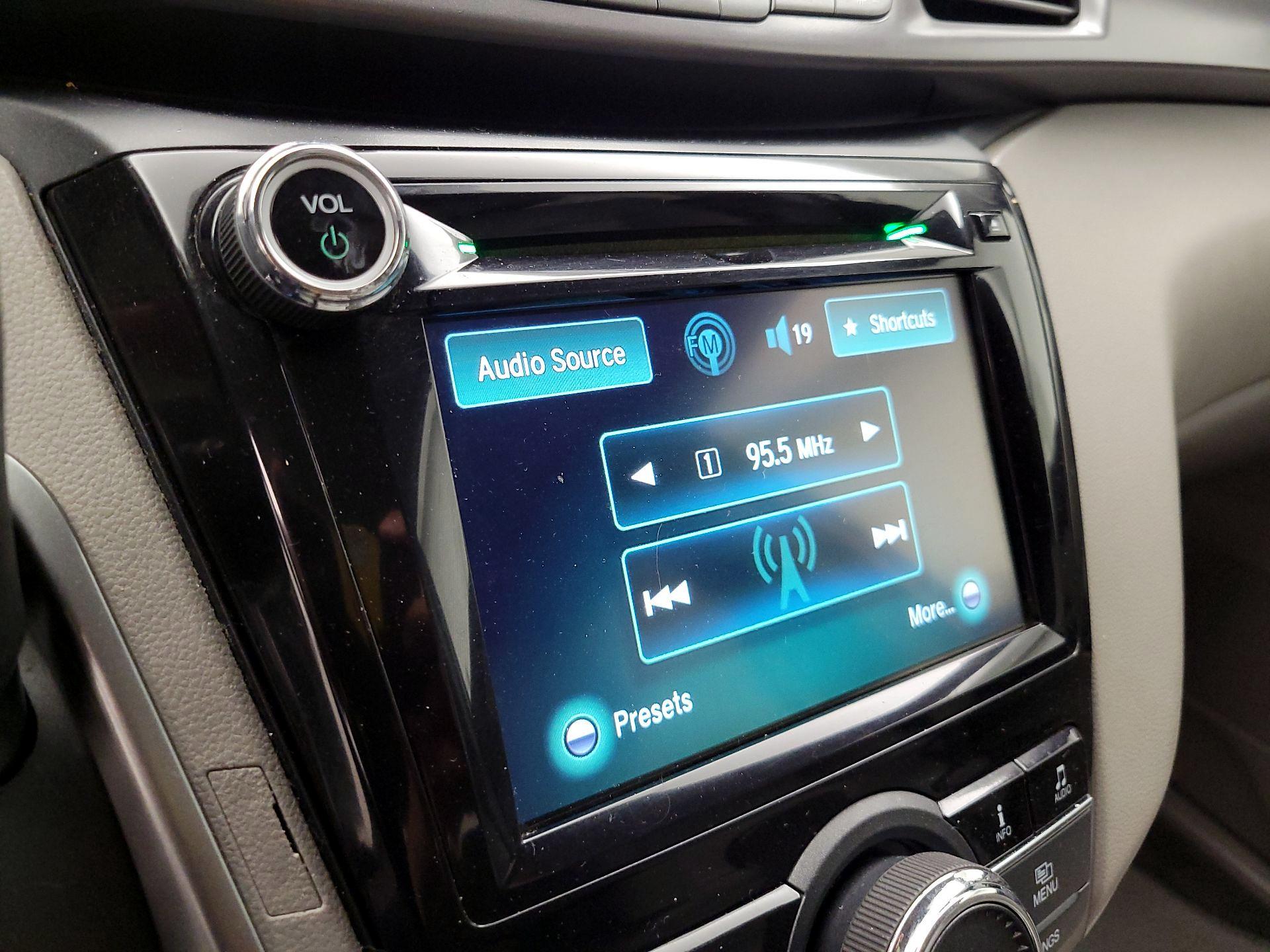 Thumbnail: 2014 Honda Odyssey - 15