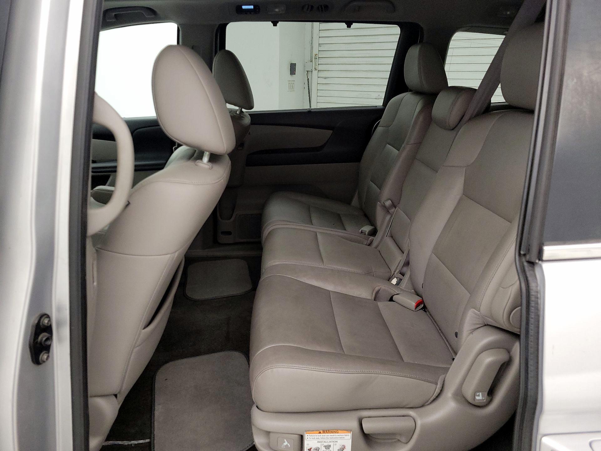 Thumbnail: 2014 Honda Odyssey - 20