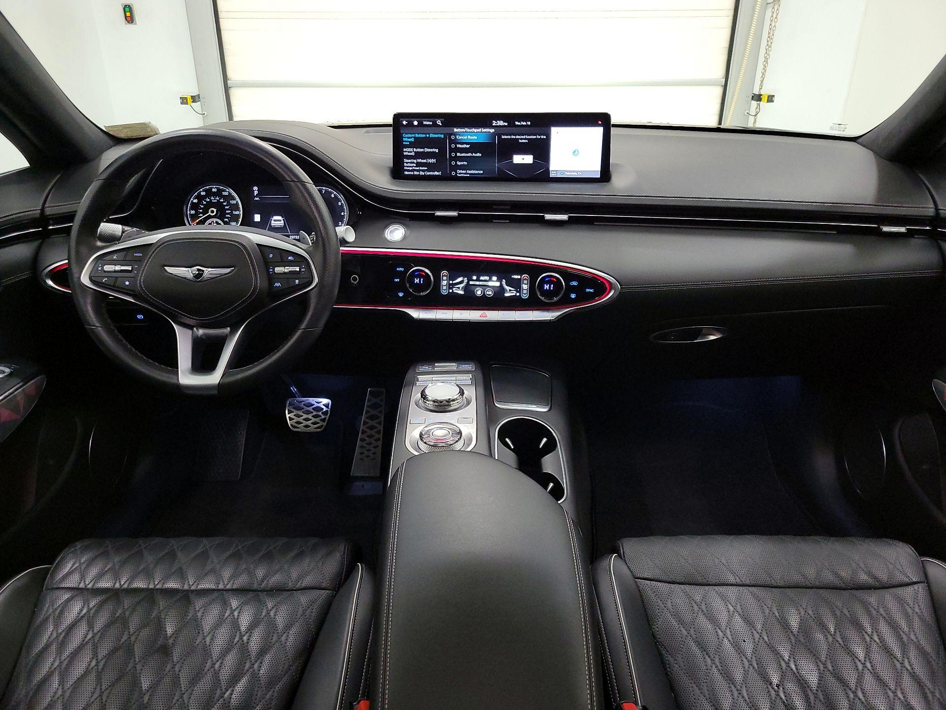 Thumbnail: 2024 Genesis GV70 - 9