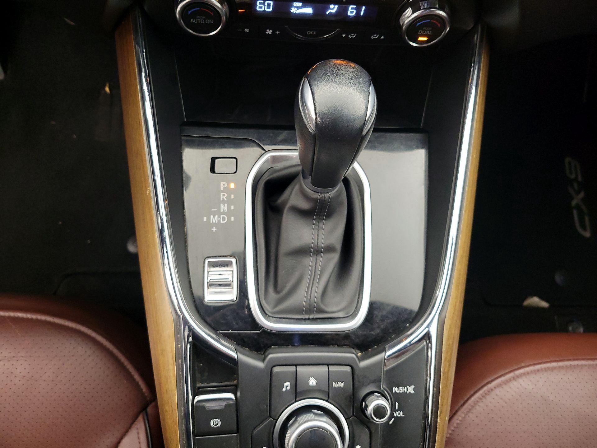 Thumbnail: 2017 Mazda CX-9 - 17