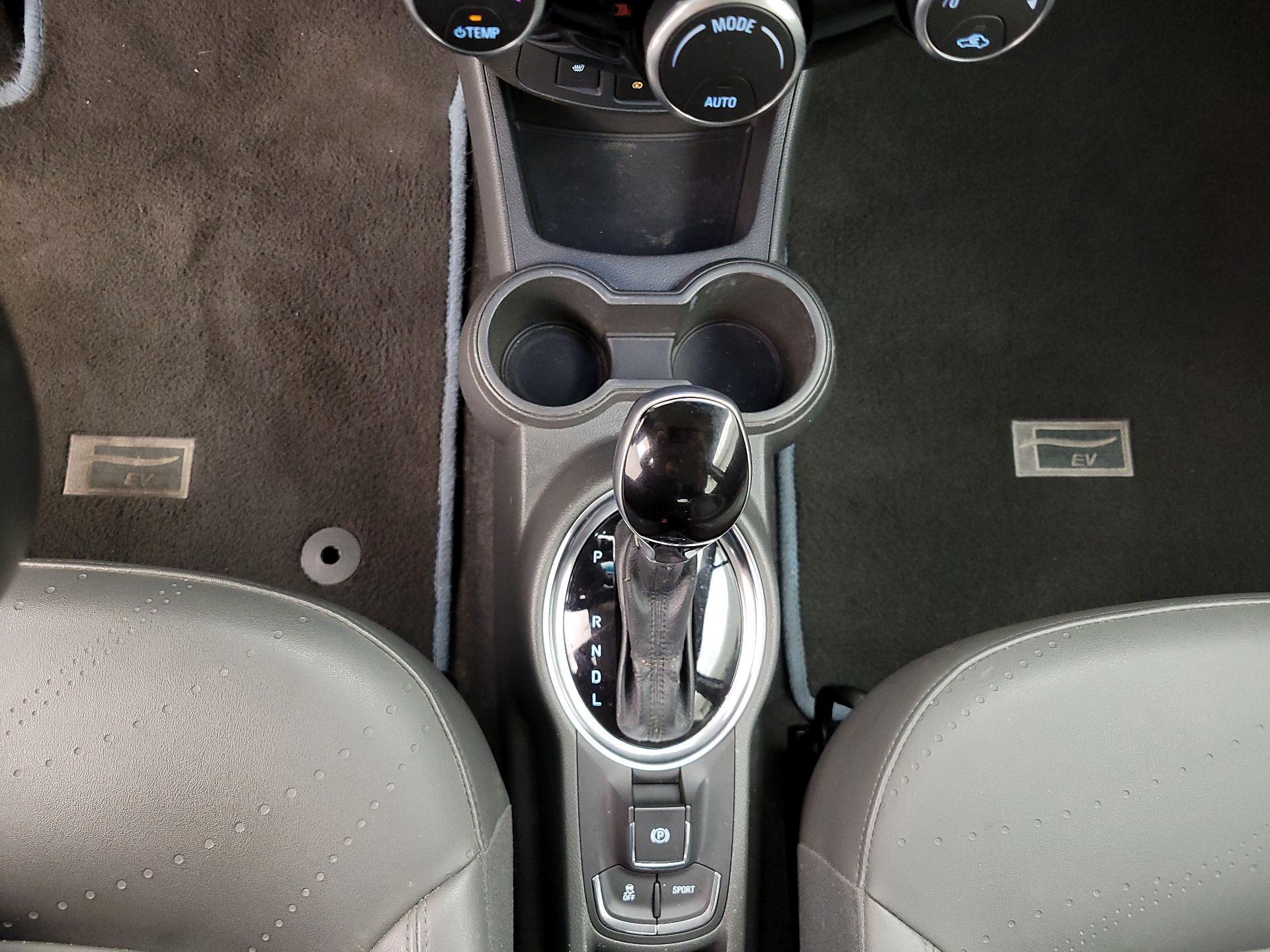 Thumbnail: 2016 Chevrolet Spark - 15