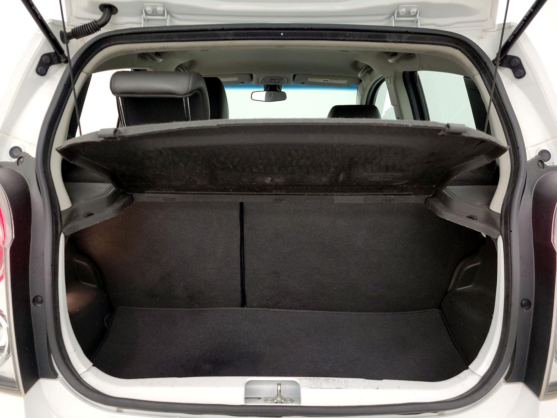 Thumbnail: 2016 Chevrolet Spark - 18