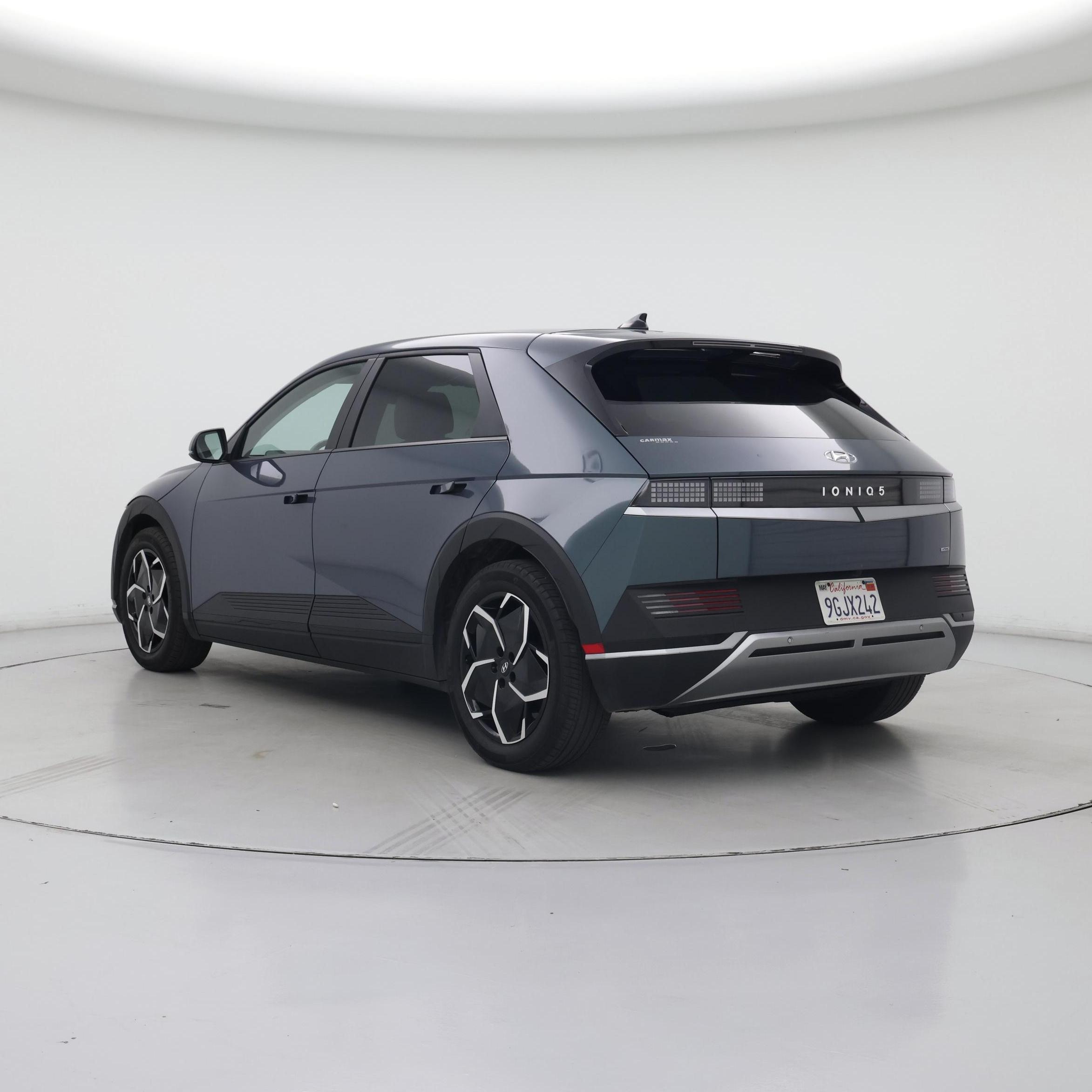 Thumbnail: 2023 Hyundai Ioniq 5 - 2