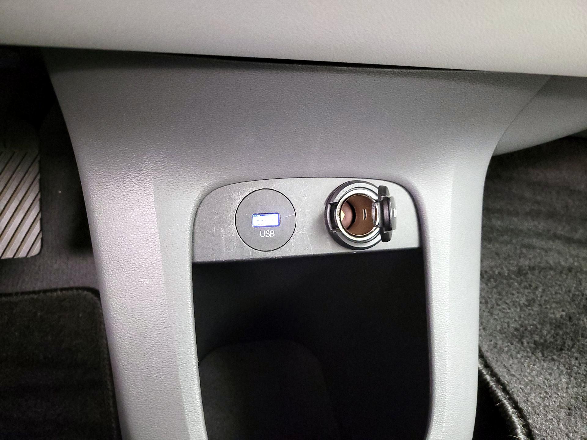 Thumbnail: 2023 Hyundai Ioniq 5 - 19