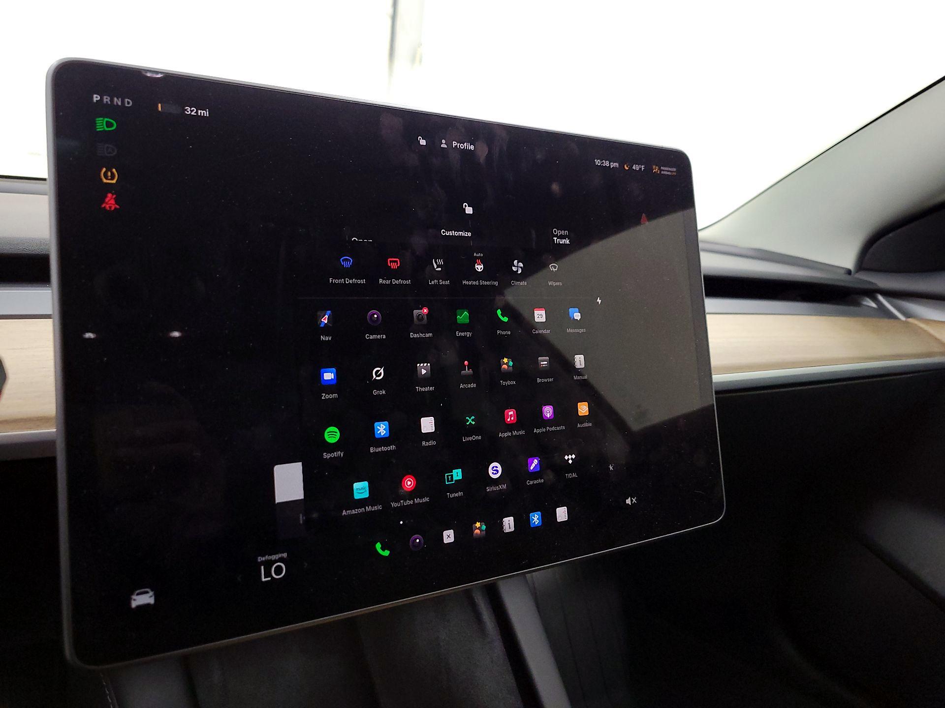 Thumbnail: 2023 Tesla Model 3 - 15