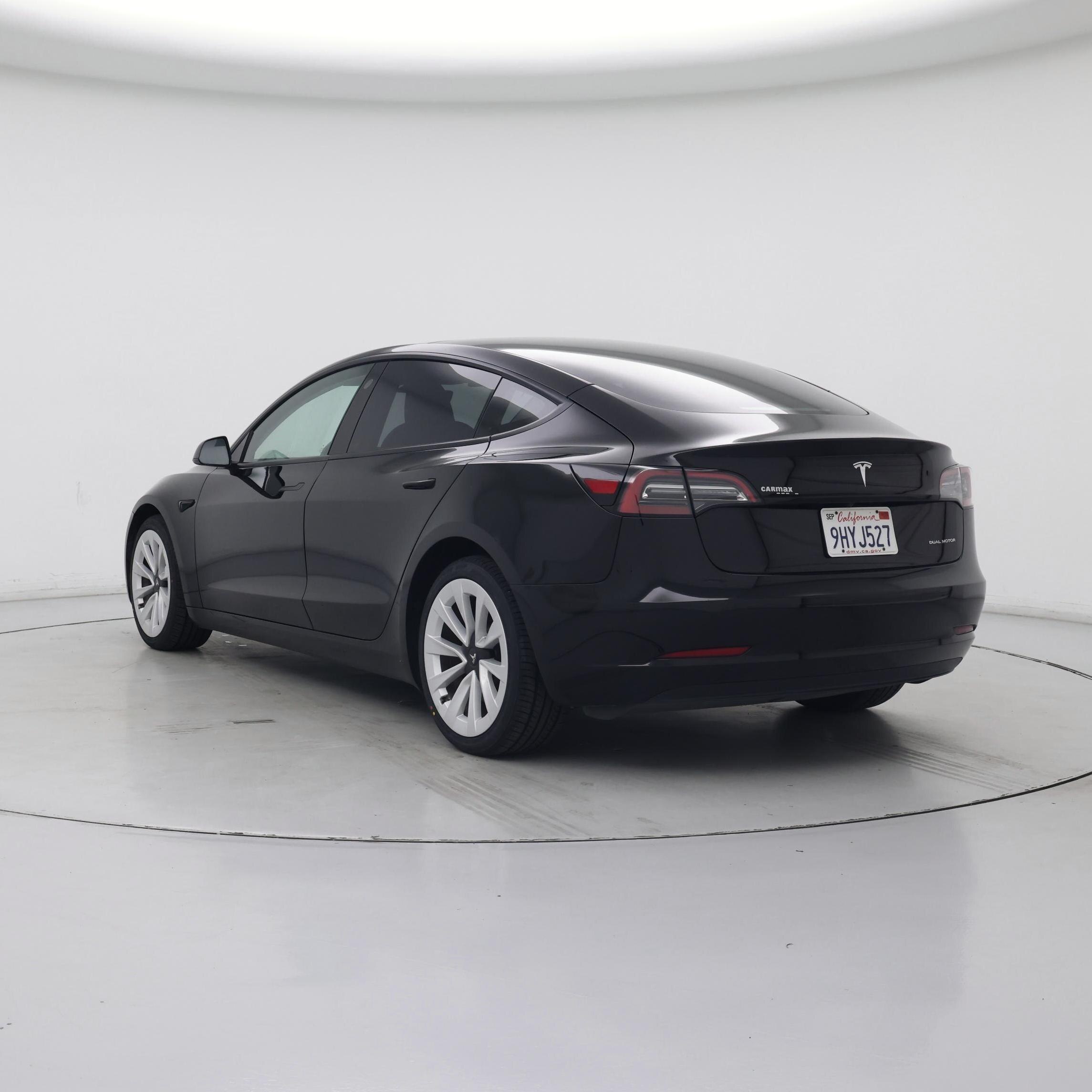 Thumbnail: 2023 Tesla Model 3 - 2